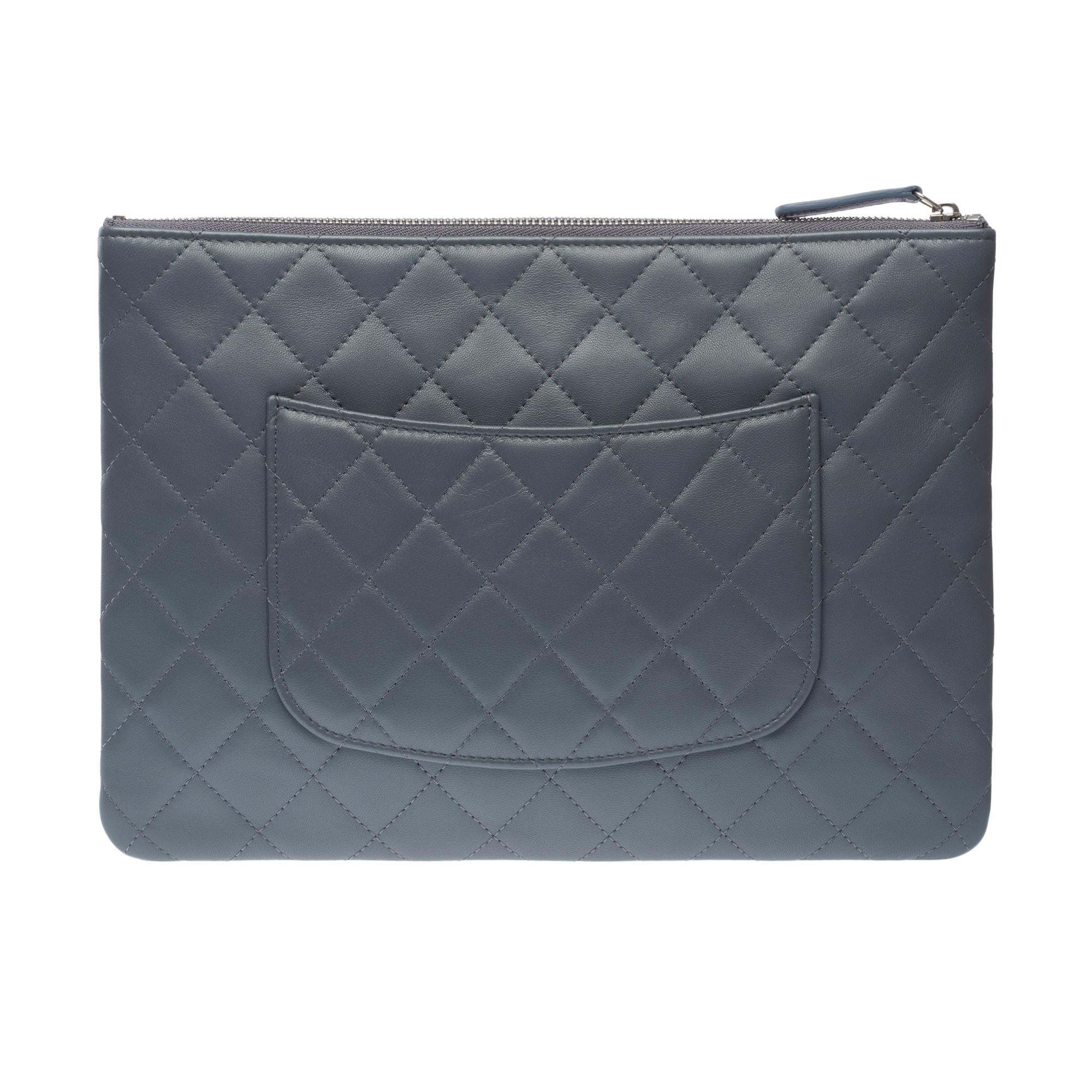 Women's Limited Edition Chanel Pouch/Clutch in multicolor quilted leather, SHW For Sale