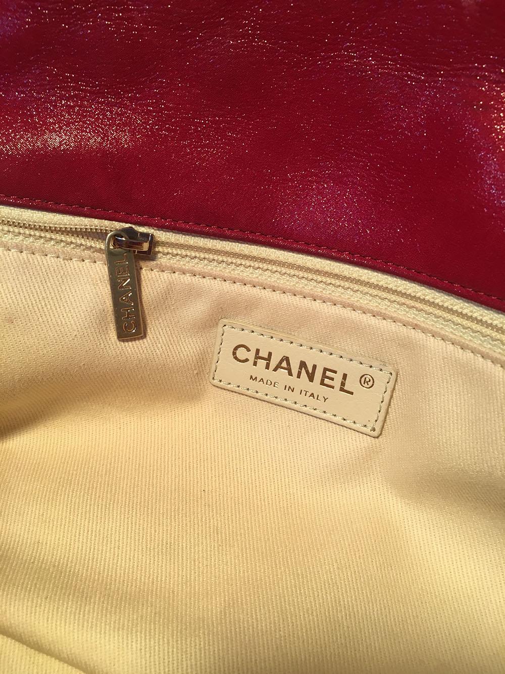 Chanel Red Iridescent Calfskin Chic Quilt Flap Bag 4