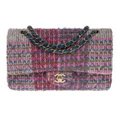 Limited Edition Chanel Timeless double flap shoulder bag in Pink Tweed, MCHW