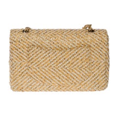 Limited Edition Chanel Timeless Medium shoulder bag in gold and beige Tweed, MGHW
