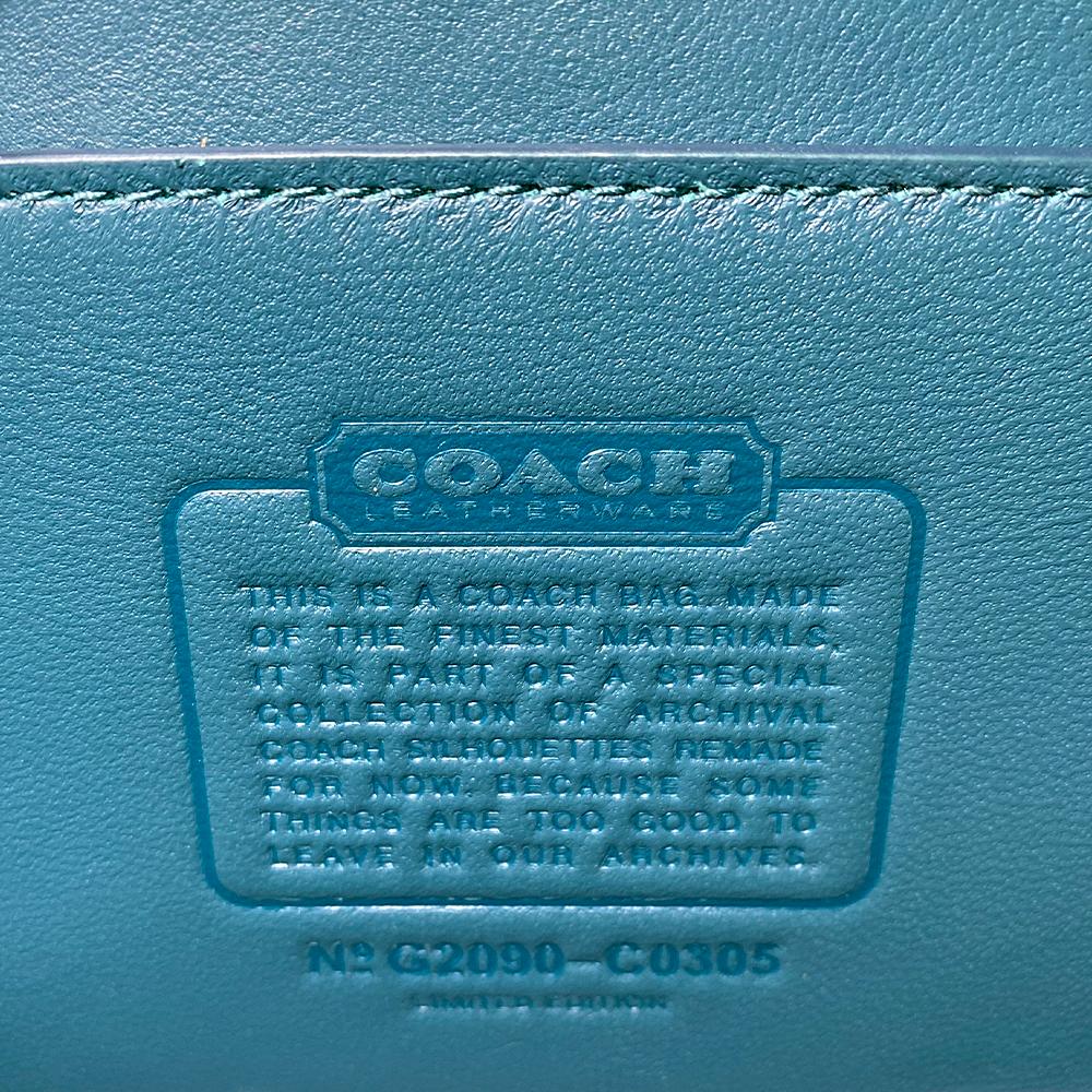 Women's Limited Edition Coach Glovetanned Leather Box Clutch For Sale