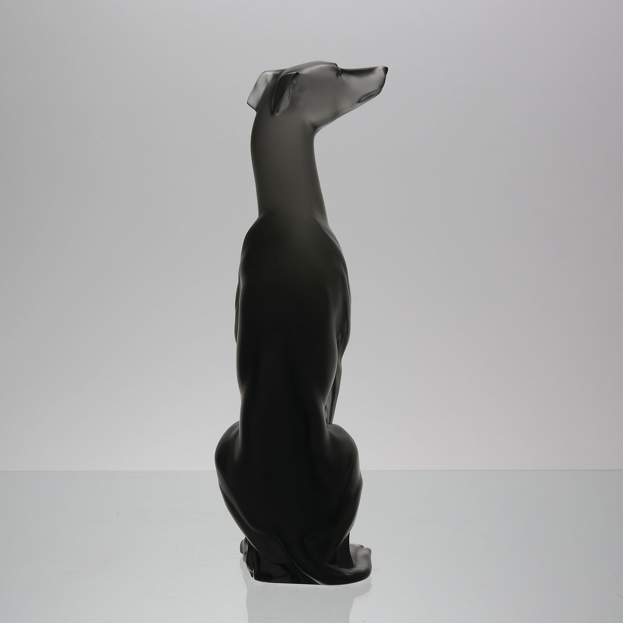 Kristallglas-Skulptur „Greyhound“ von Lalique, limitierte Auflage im Angebot 1