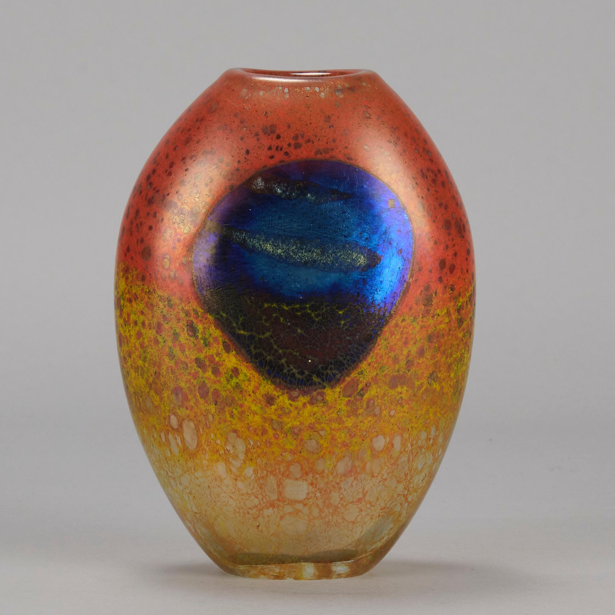 Mid-Century moderno Vaso astratto di Norman Stuart Clark in edizione limitata dei primi del Novecento in vendita