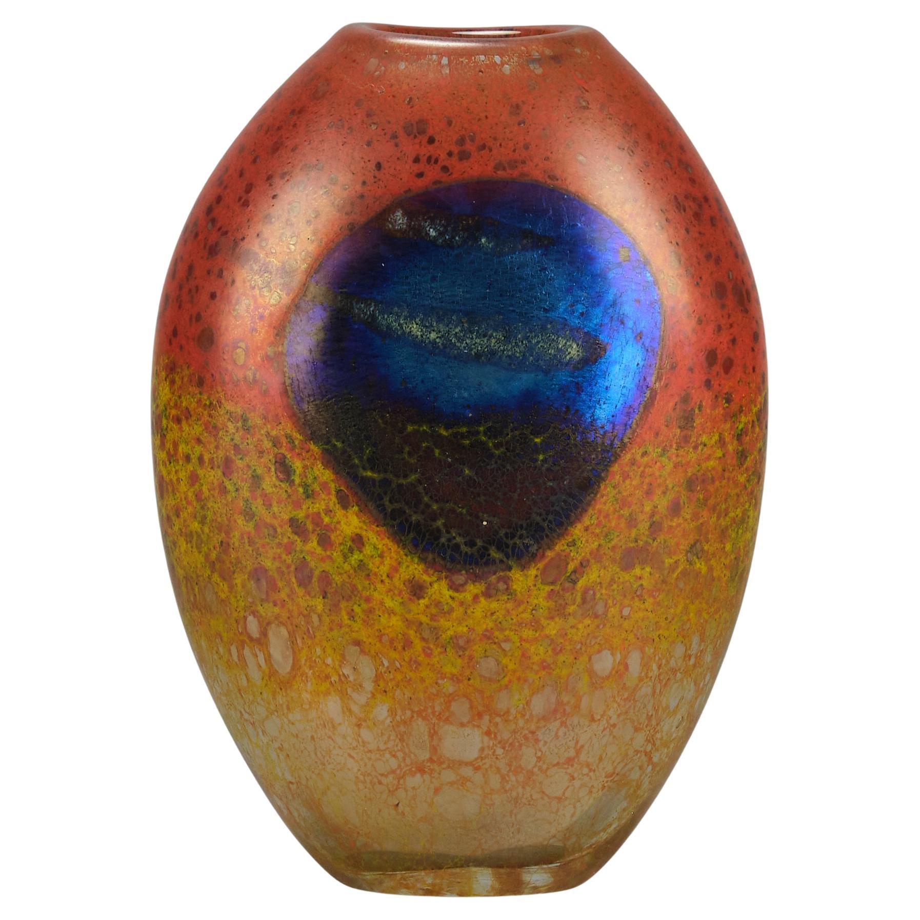 Vaso astratto di Norman Stuart Clark in edizione limitata dei primi del Novecento in vendita