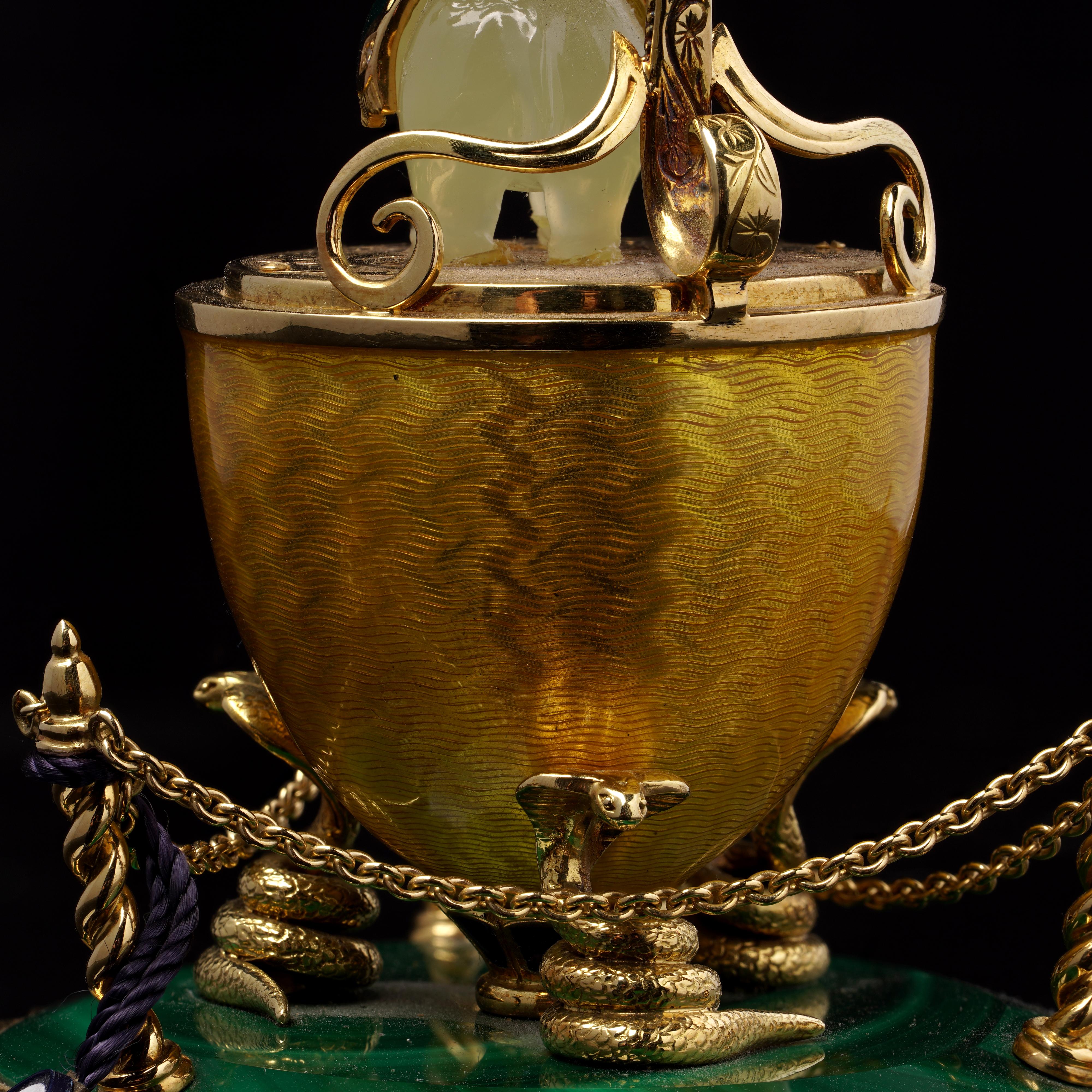 Limited Edition Fabergé Egg by Victor Mayer – No. 3 of 25 en venta 5