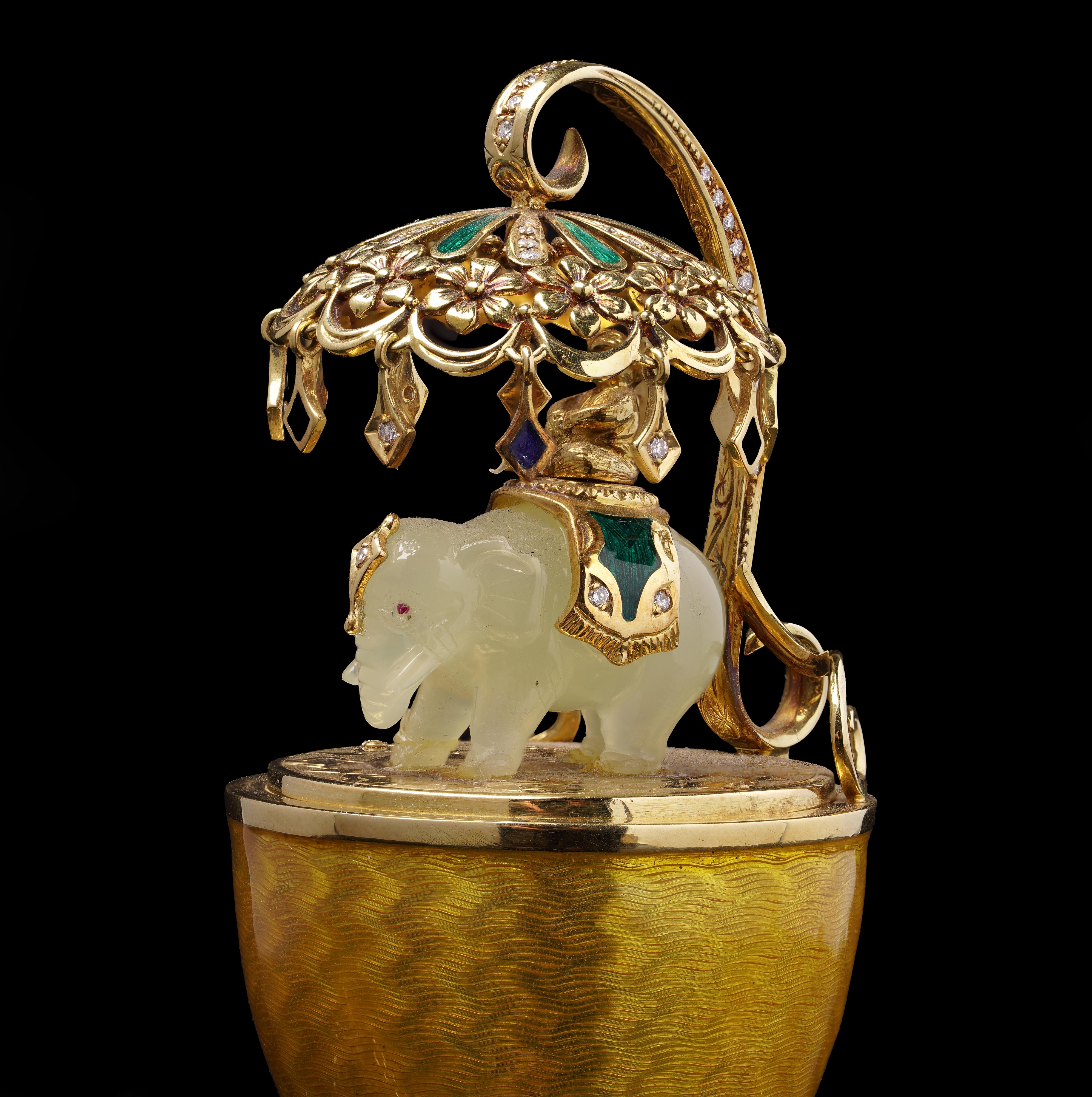 Limited Edition Fabergé Egg by Victor Mayer – No. 3 of 25 Oro en venta