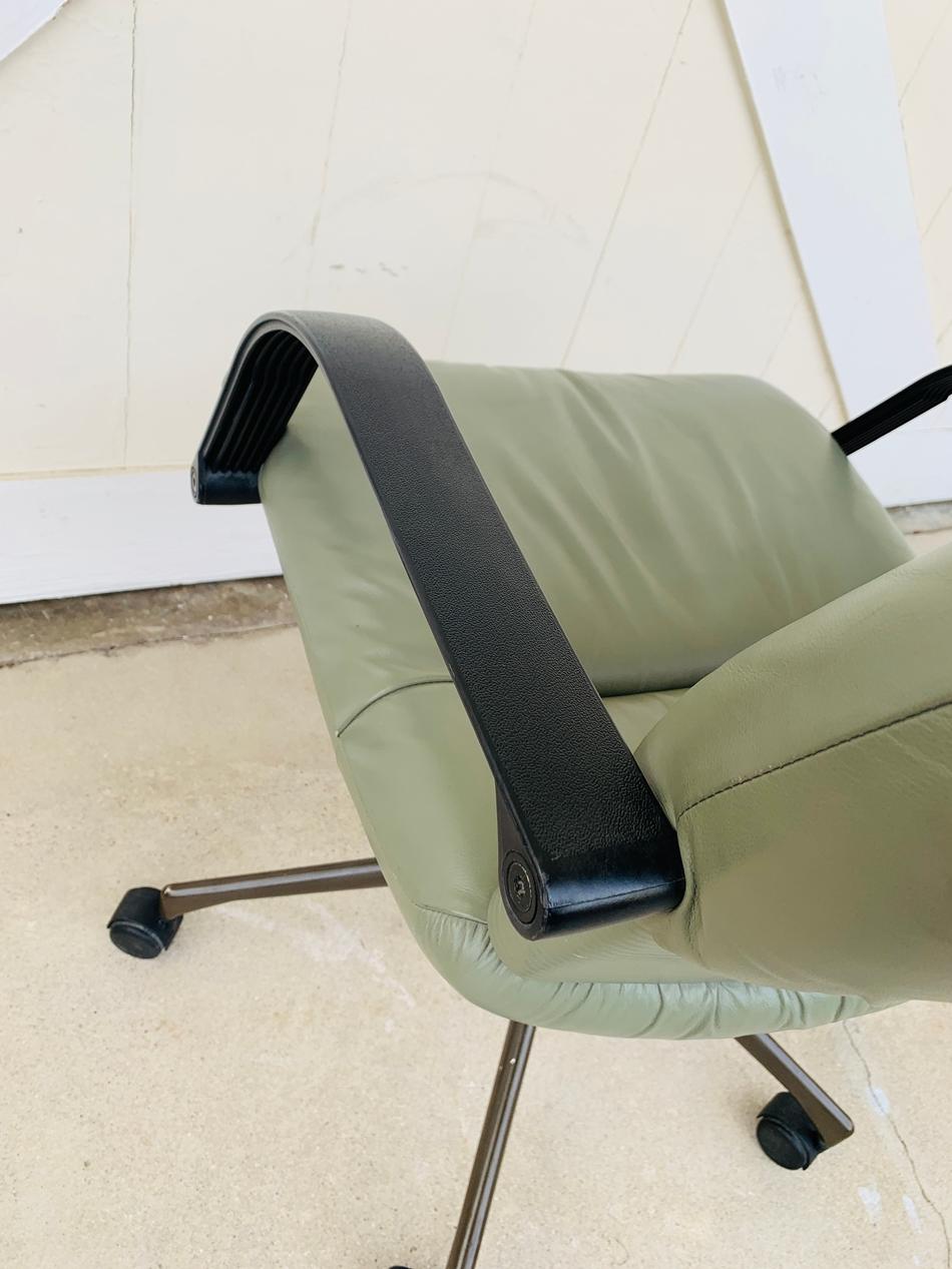 Metal Limited Edition Figura Chair by Mario Bellini / Vitra