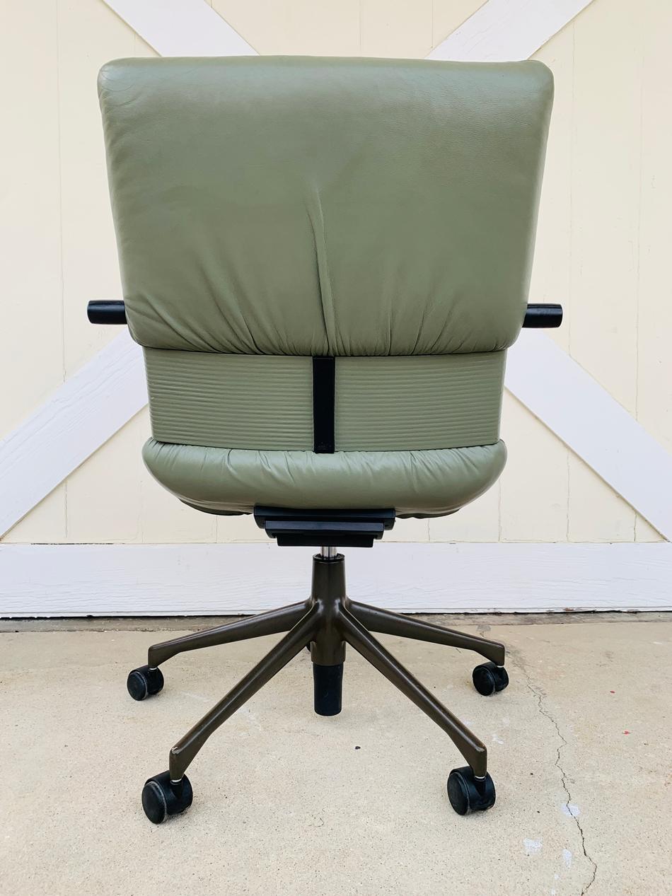 vitra bellini chair