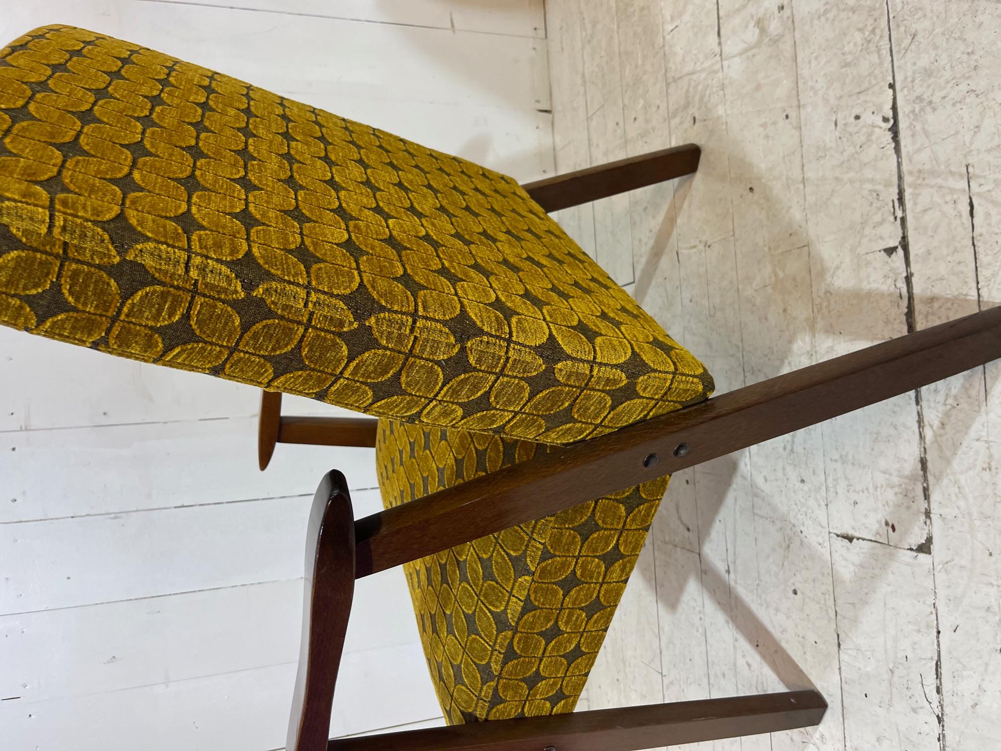 Limited Edition German Mid Century Lounge Chair in Geometric Fabric For Sale 5
