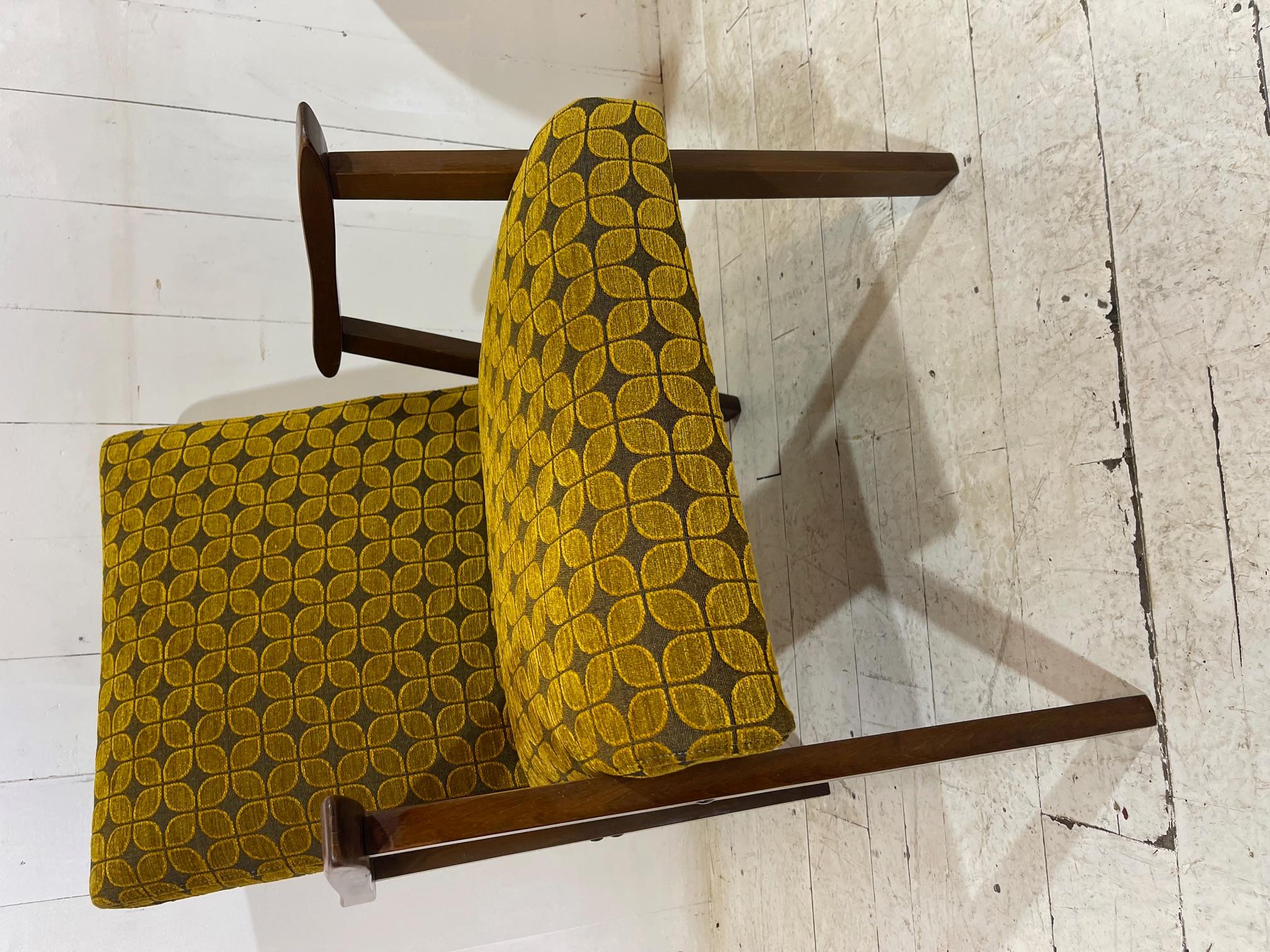 Limited Edition German Mid Century Lounge Chair in Geometric Fabric For Sale 9