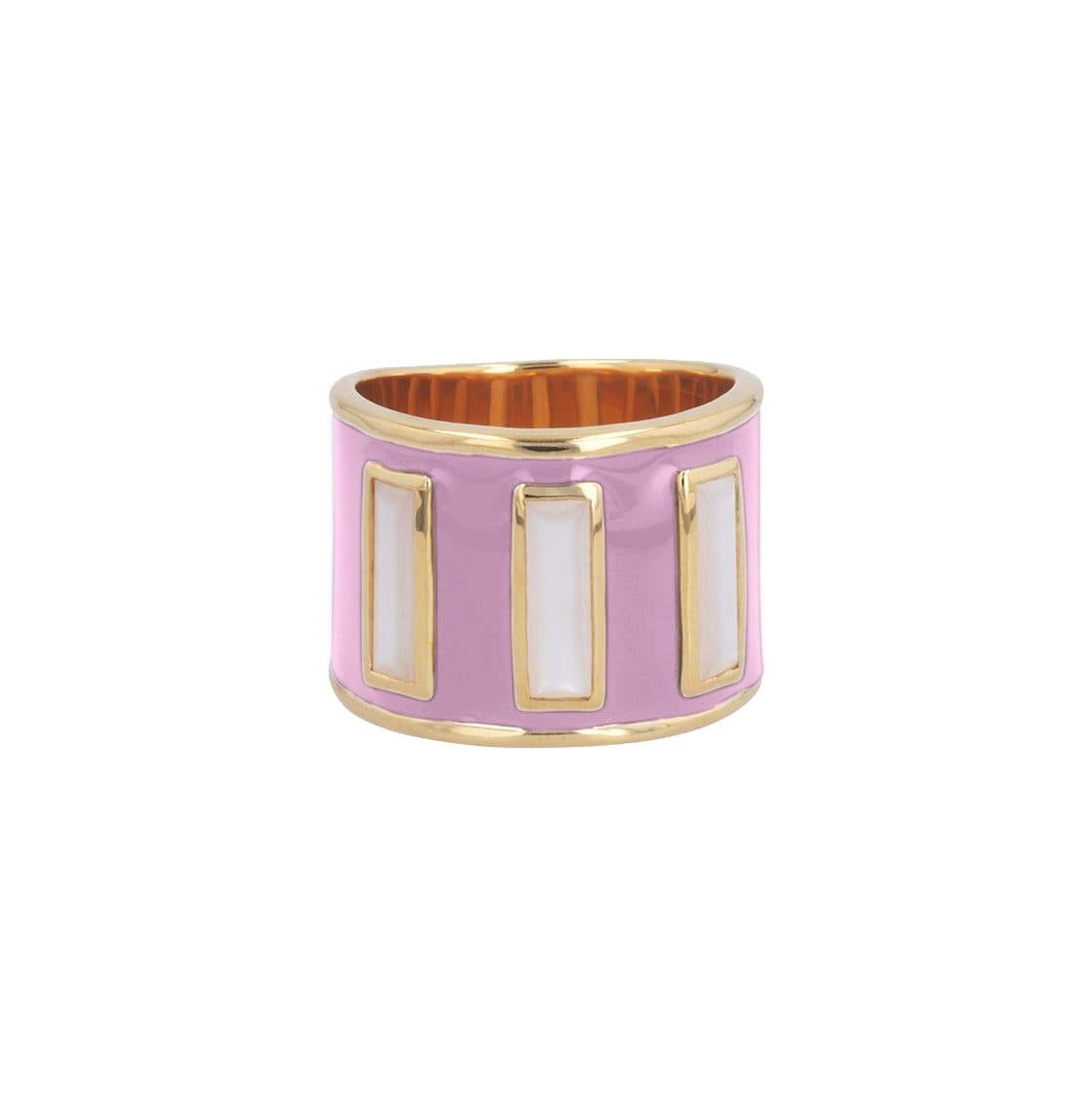 I always found myself stealing my mom’s extravagant rings for the big days in my life as I found that they can truly transform and shape your attitude. Inspired by the bold and sculptural rings my mom wears daily, and the sense of empowerment they