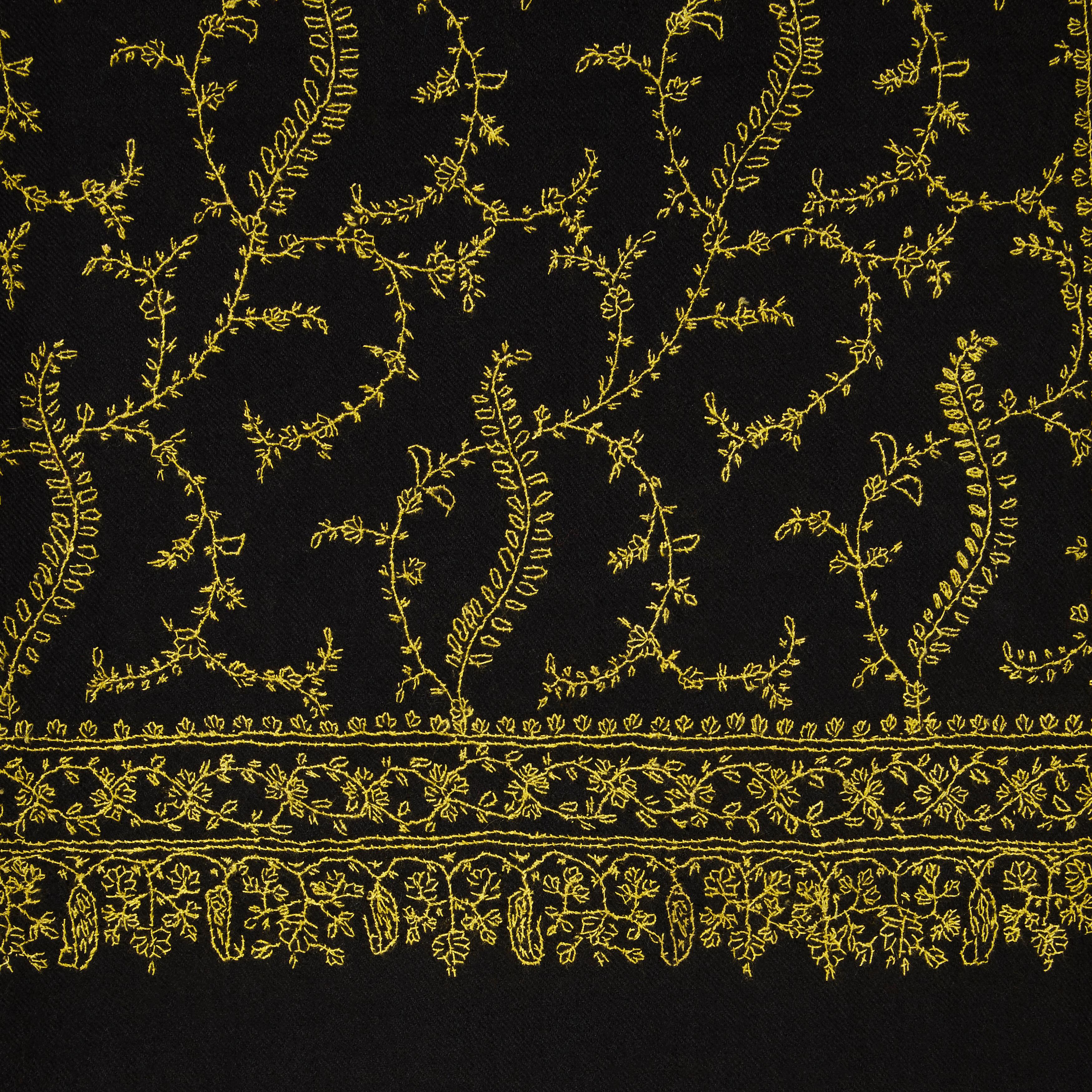 Limited Edition Hand Embroidered Black & Yellow 100% Cashmere Shawl - Gift  In New Condition In London, GB