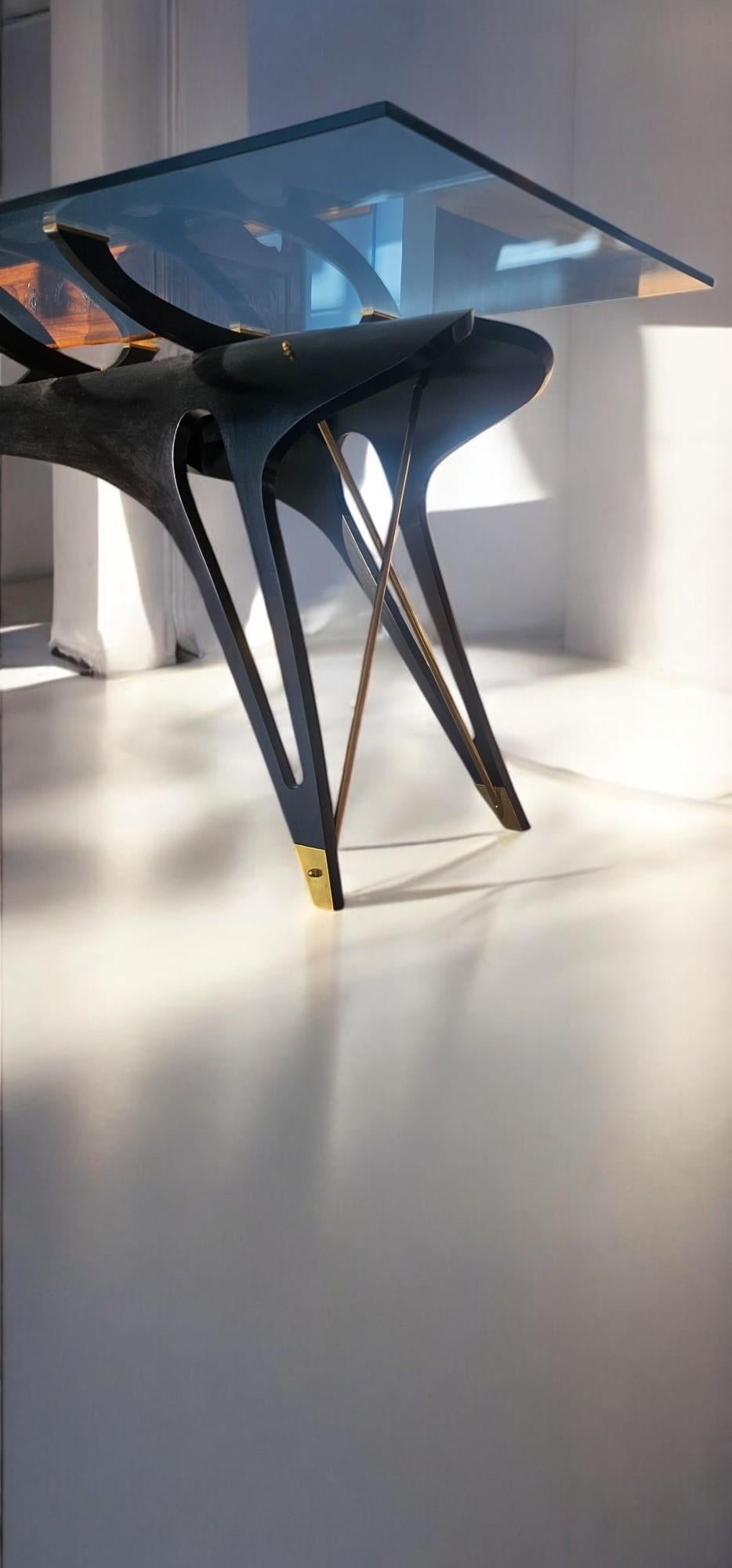 Table de table de table noire représentative italienne fabriquée à la main en édition limitée, 2024 en vente 10