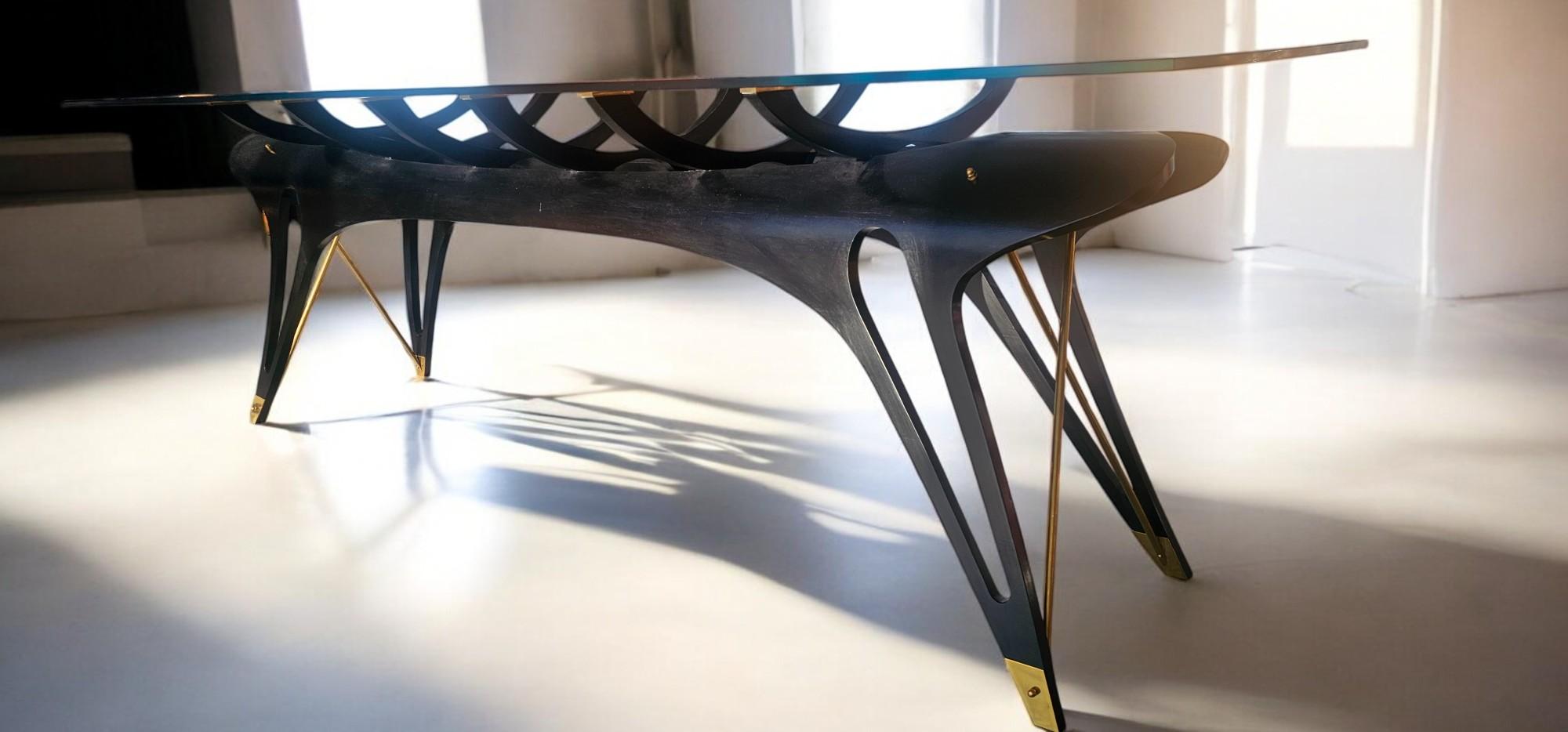 Table de table de table noire représentative italienne fabriquée à la main en édition limitée, 2024 en vente 11