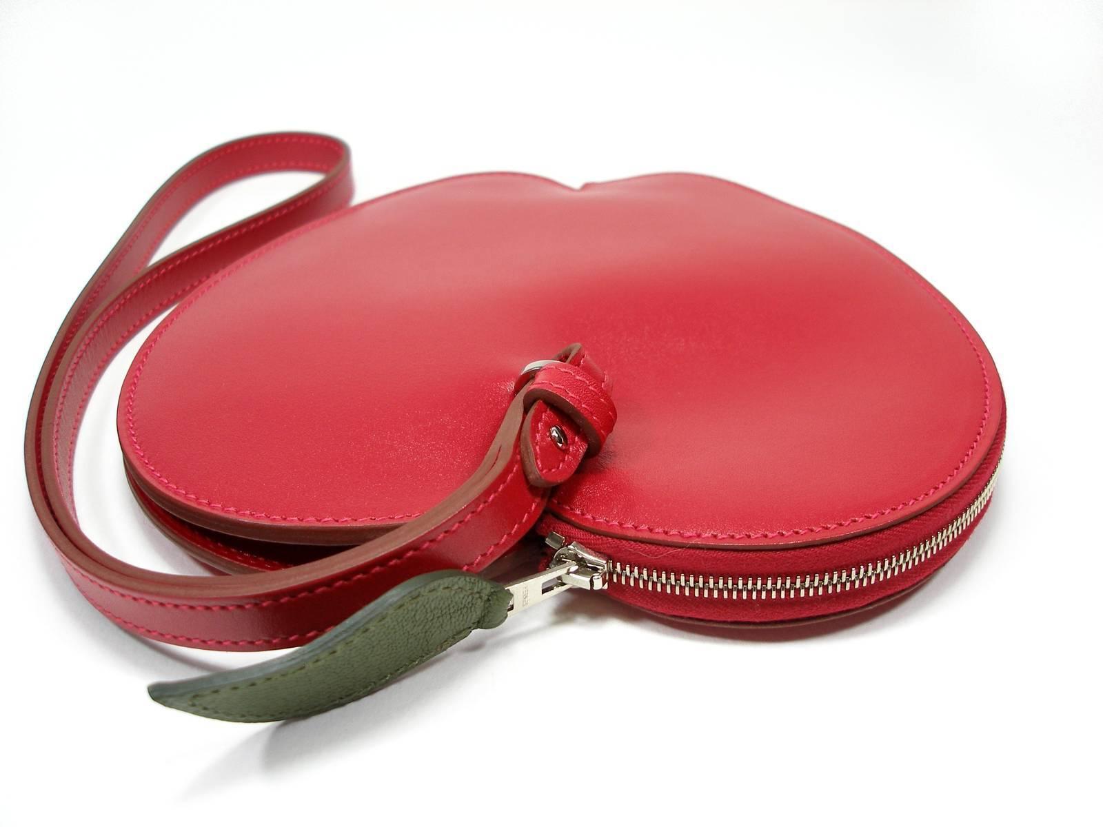 Hermès Tutti Frutti Large Limited Edition Red Apple Clutch   In New Condition In VERGT, FR