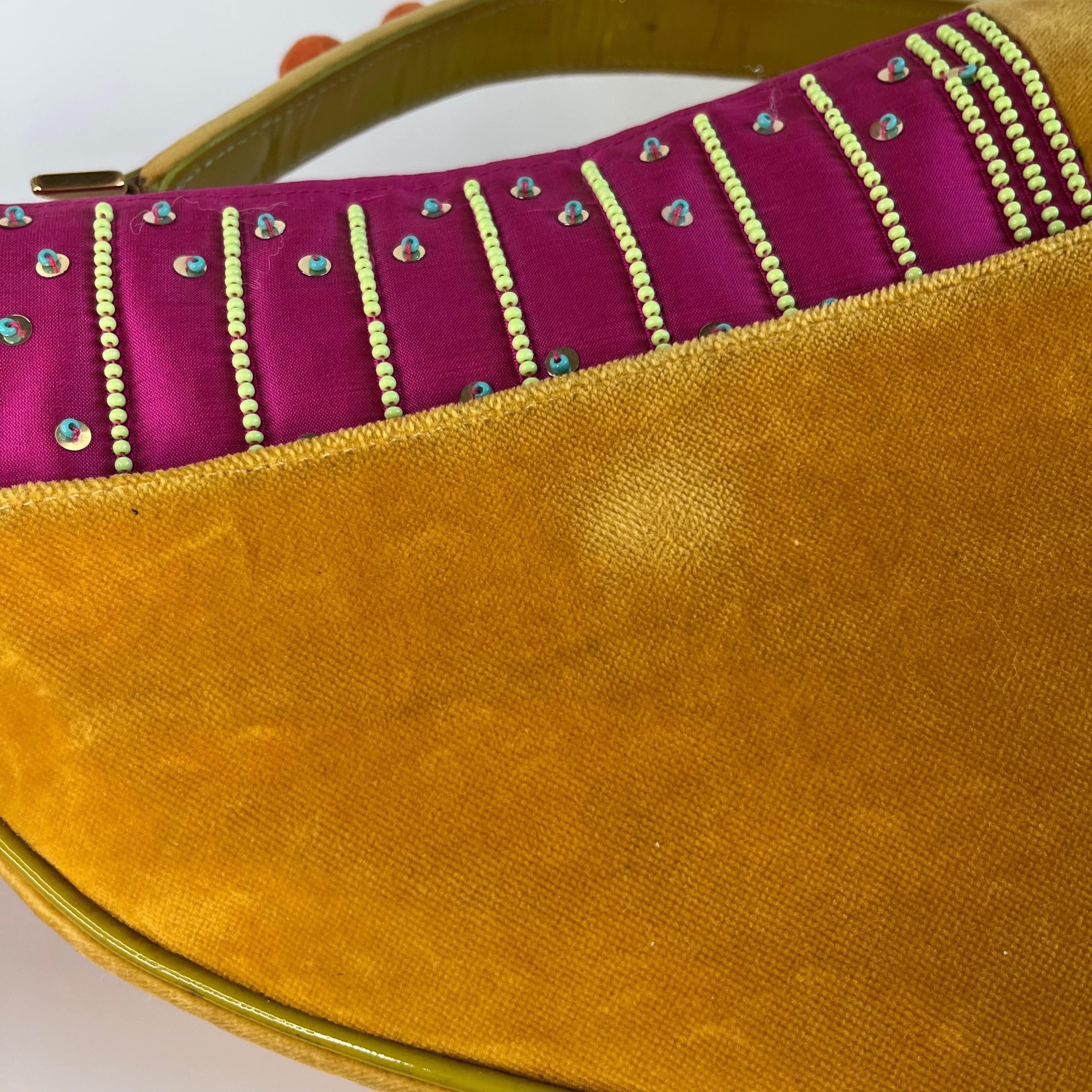Edition limitée John Galliano era Dior Saddle bag avec pompons et perles 8