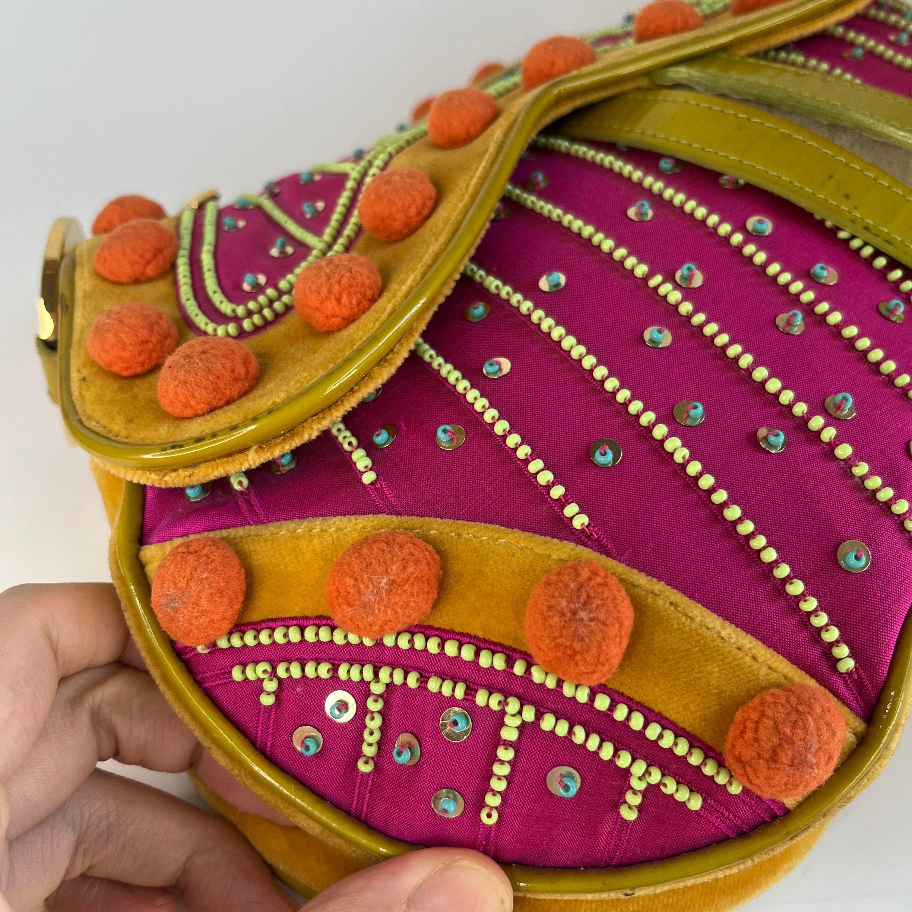 Edition limitée John Galliano era Dior Saddle bag avec pompons et perles 14