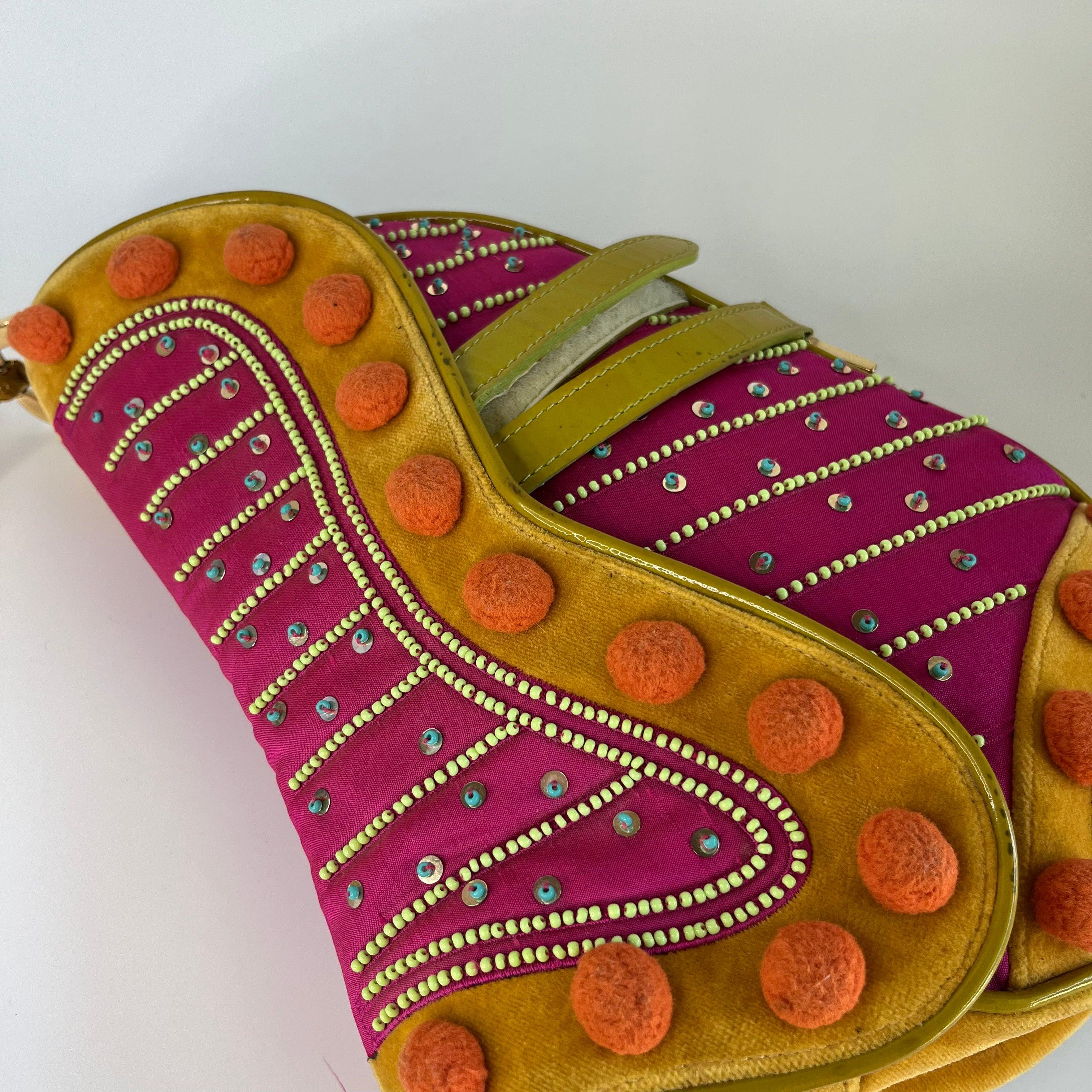 Edition limitée John Galliano era Dior Saddle bag avec pompons et perles 15