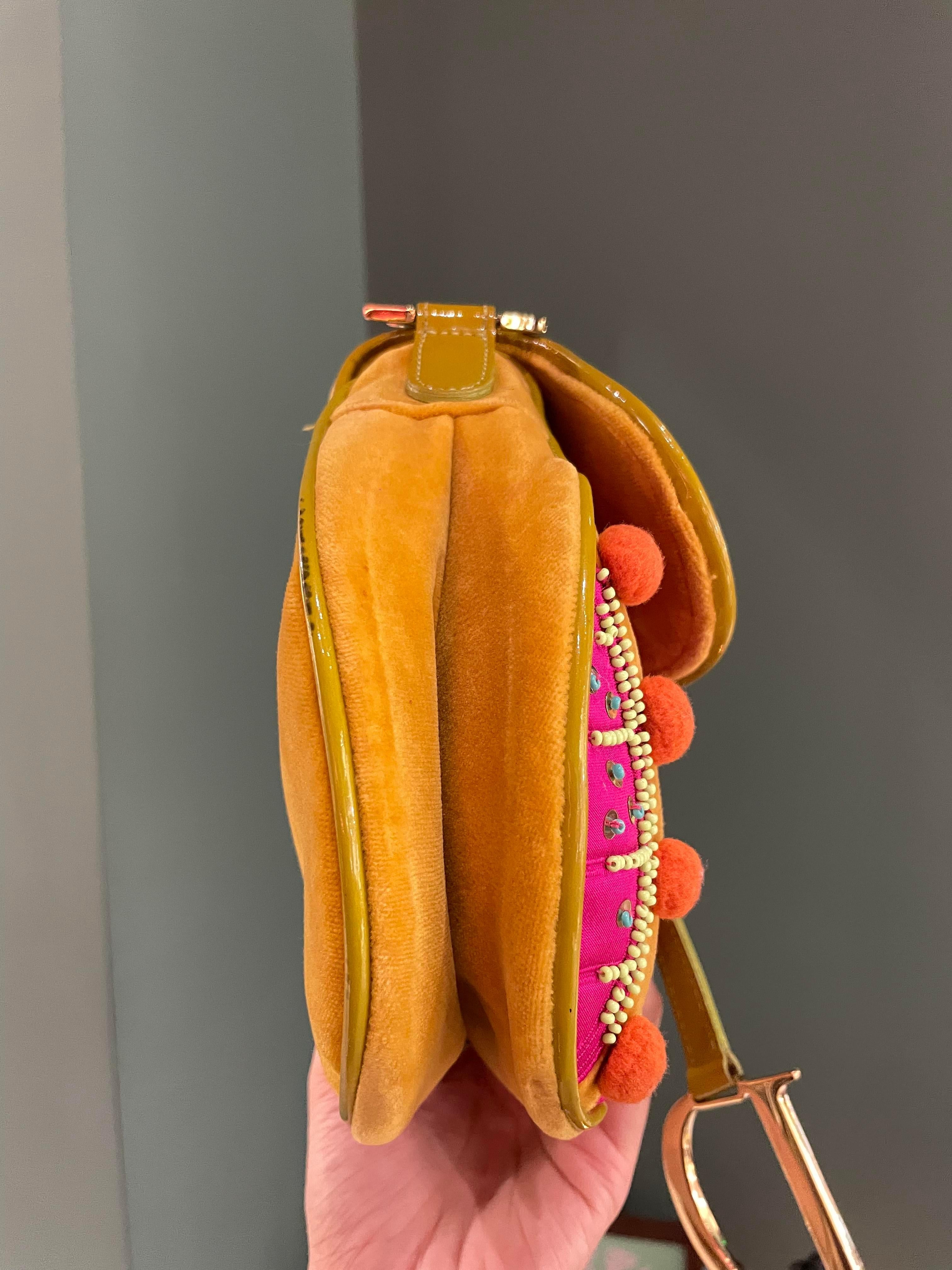 Edition limitée John Galliano era Dior Saddle bag avec pompons et perles 5