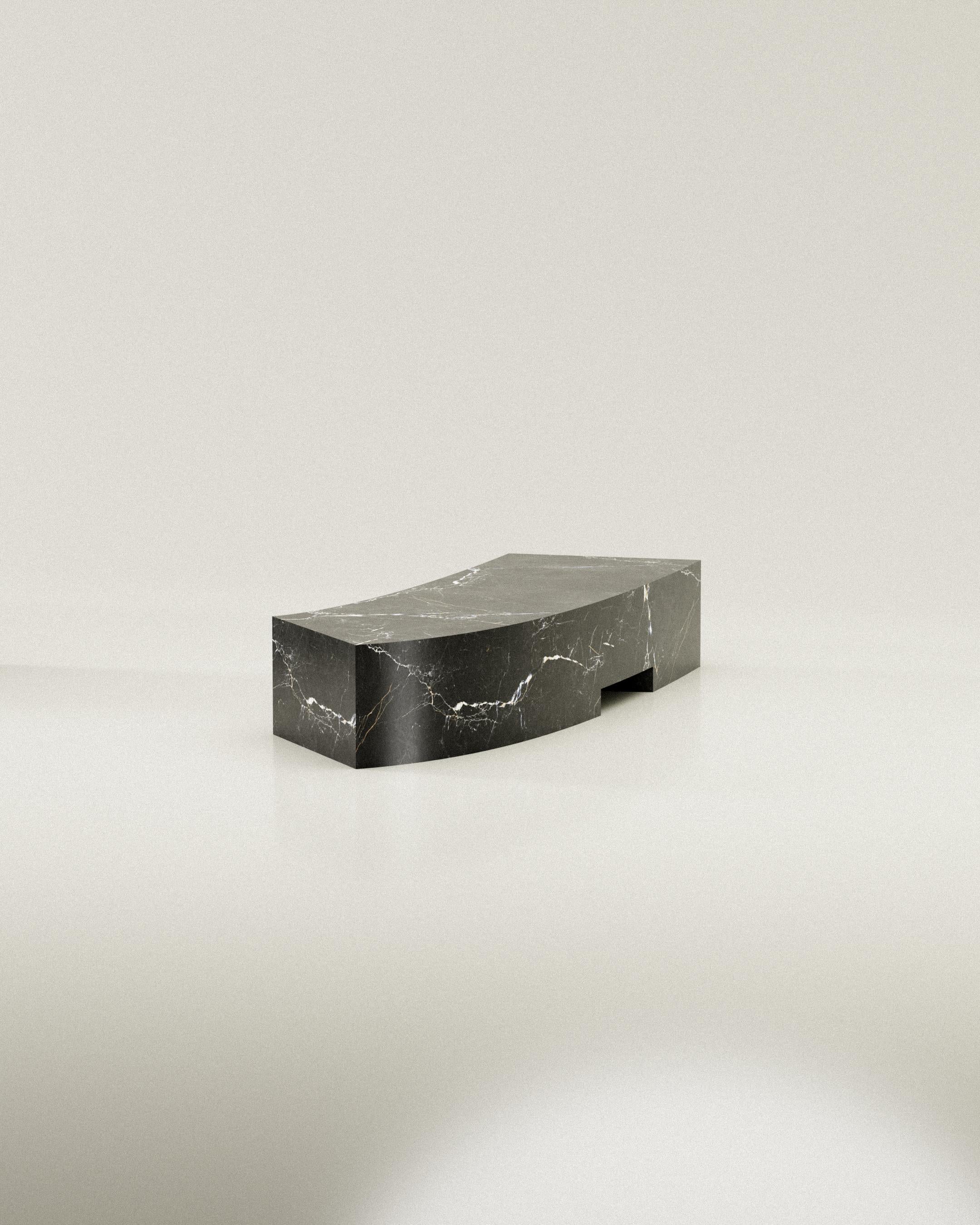 Mesa de centro Kufe de edición limitada en mármol negro de Justus Knut Schomann en venta 5