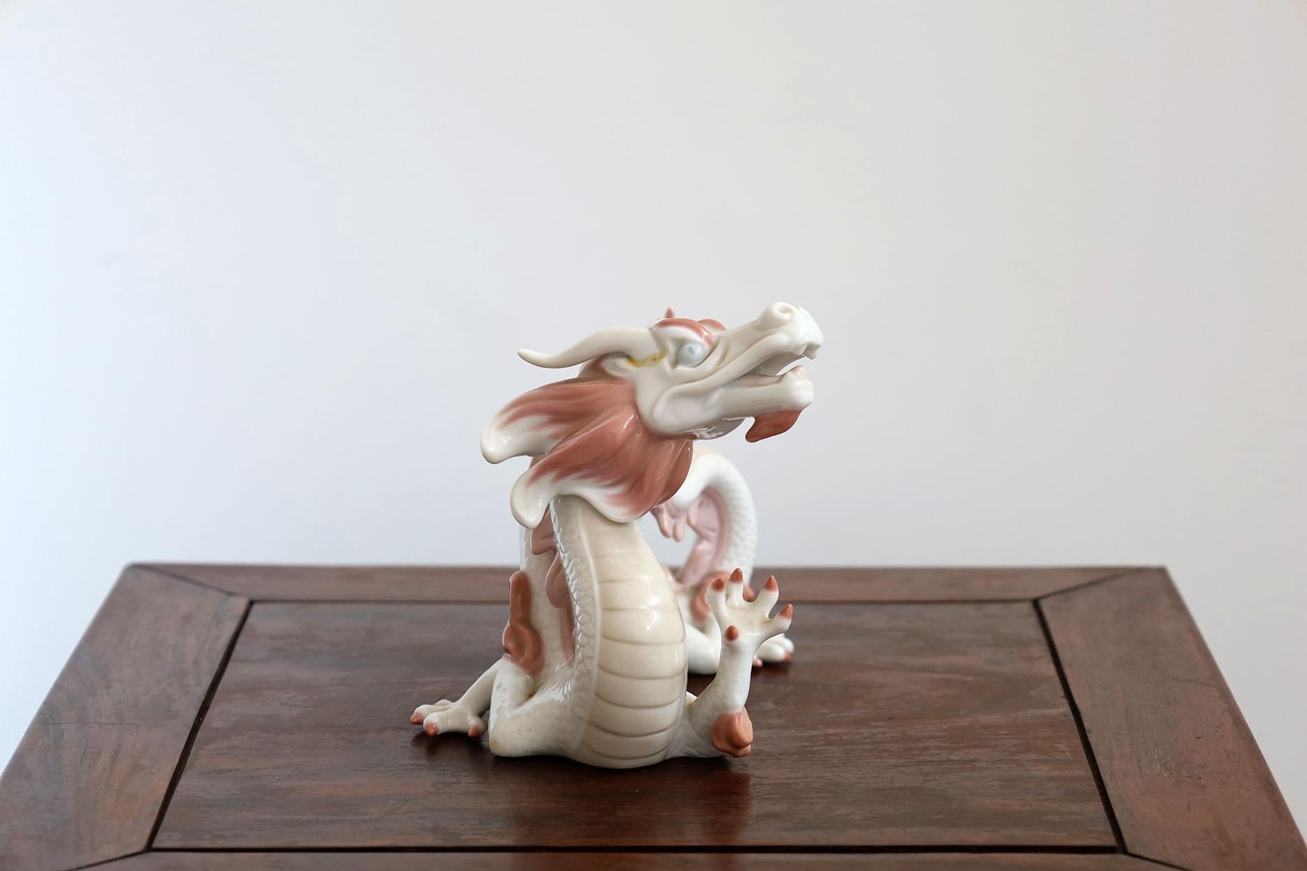 Escultura de Dragón de Porcelana Lladro Edición Limitada Español en venta