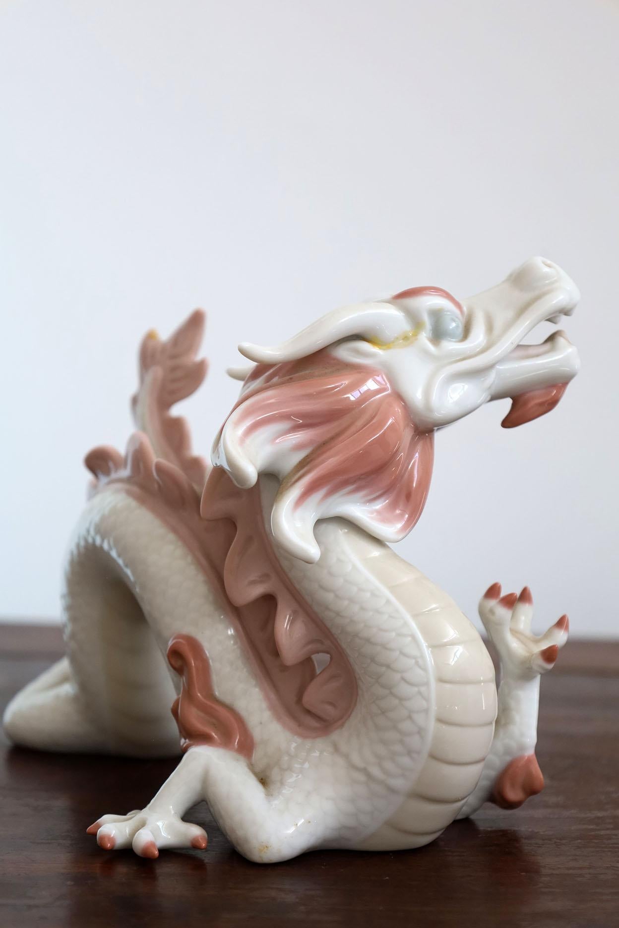 Escultura de Dragón de Porcelana Lladro Edición Limitada en venta 2