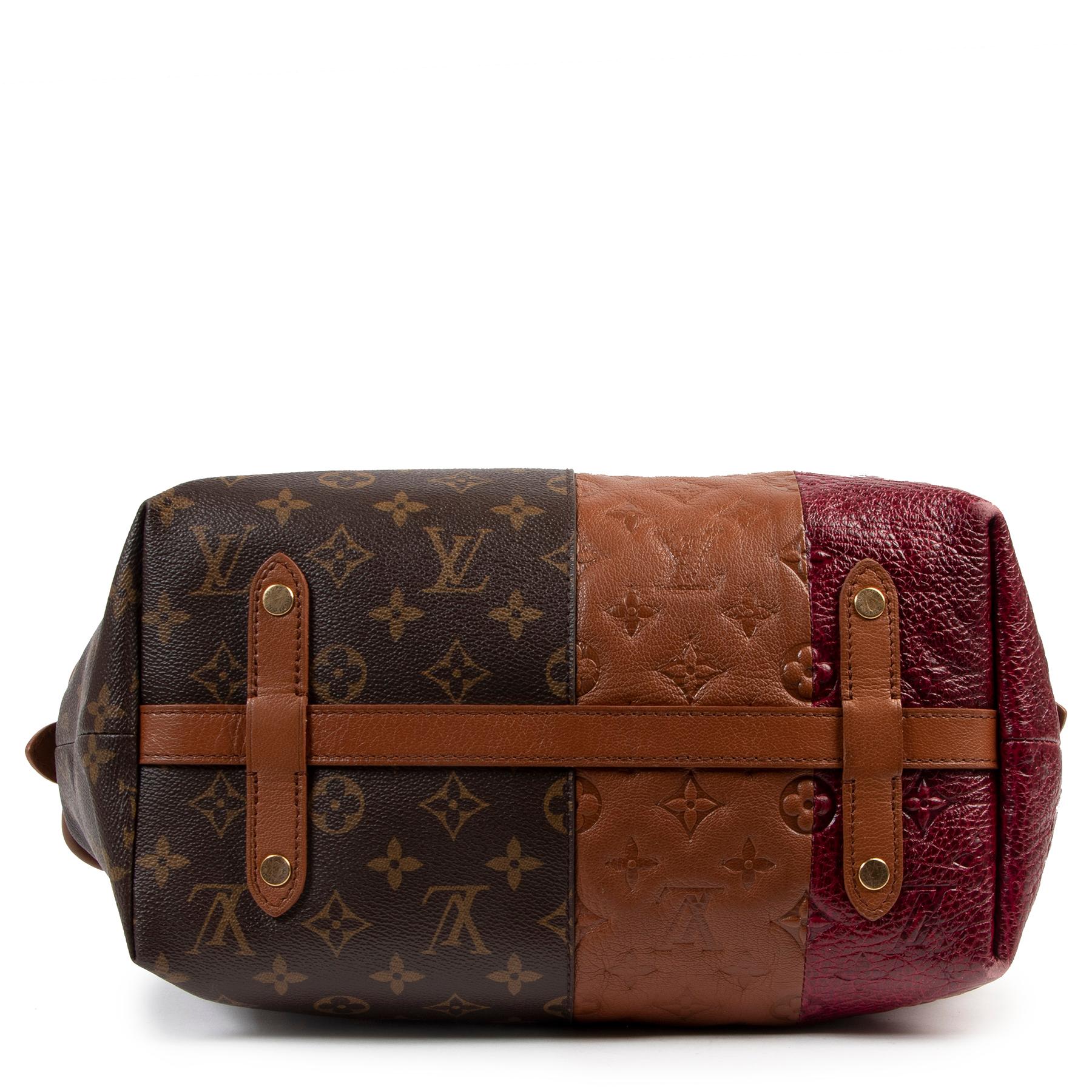 louis vuitton burgundy purse