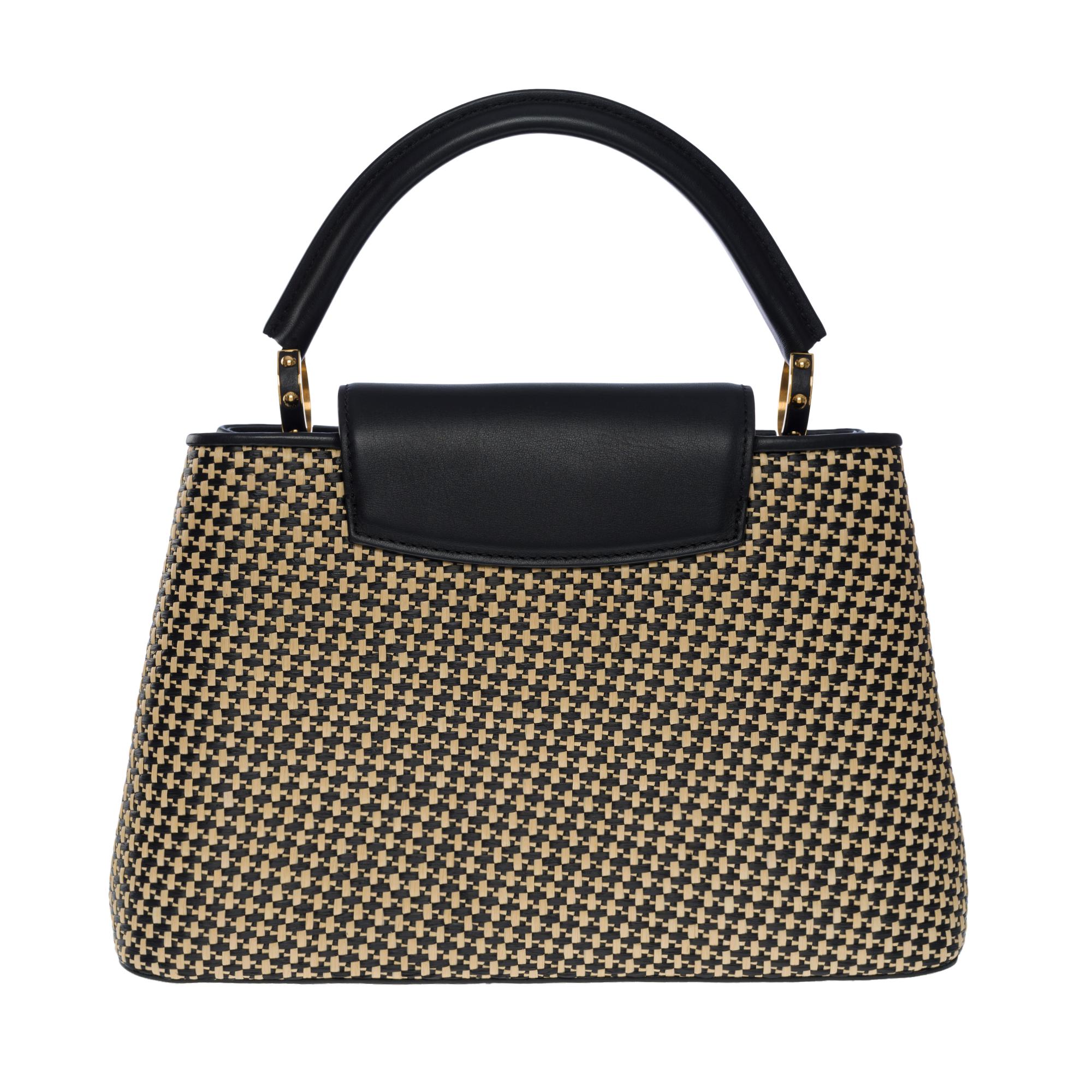 Limited Edition Louis Vuitton Capucines MM handbag strap in braided Raffia, GHW In Excellent Condition In Paris, IDF