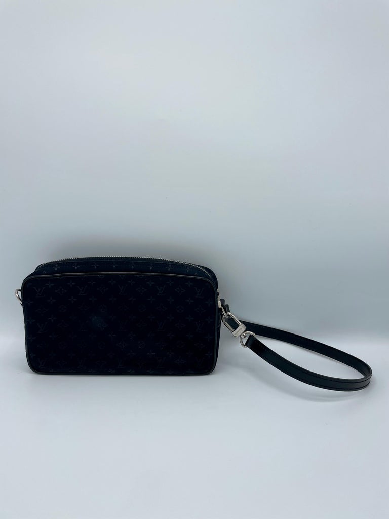 Limited Edition Louis Vuitton Conte De Fees Pochette For Sale at 1stDibs