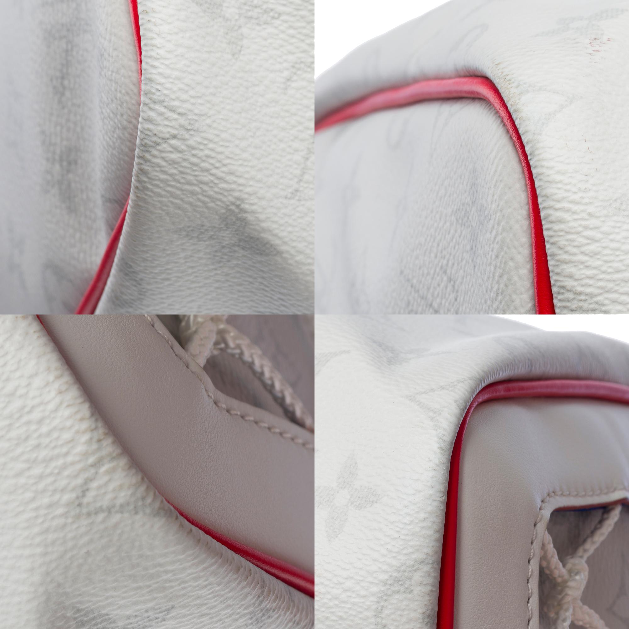 Limited edition Louis Vuitton Keepall 55 x NBA Travel bag in white leather, GHW 7