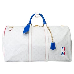 Limited edition Louis Vuitton Keepall 55 x NBA Travel bag in white leather, GHW