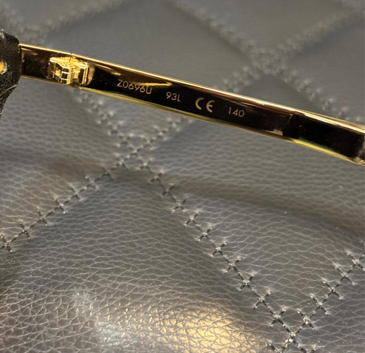 Limited Edition Louis Vuitton Shield Sunglasses en Bueno estado para la venta en Jakarta, Daerah Khusus Ibukota Jakarta