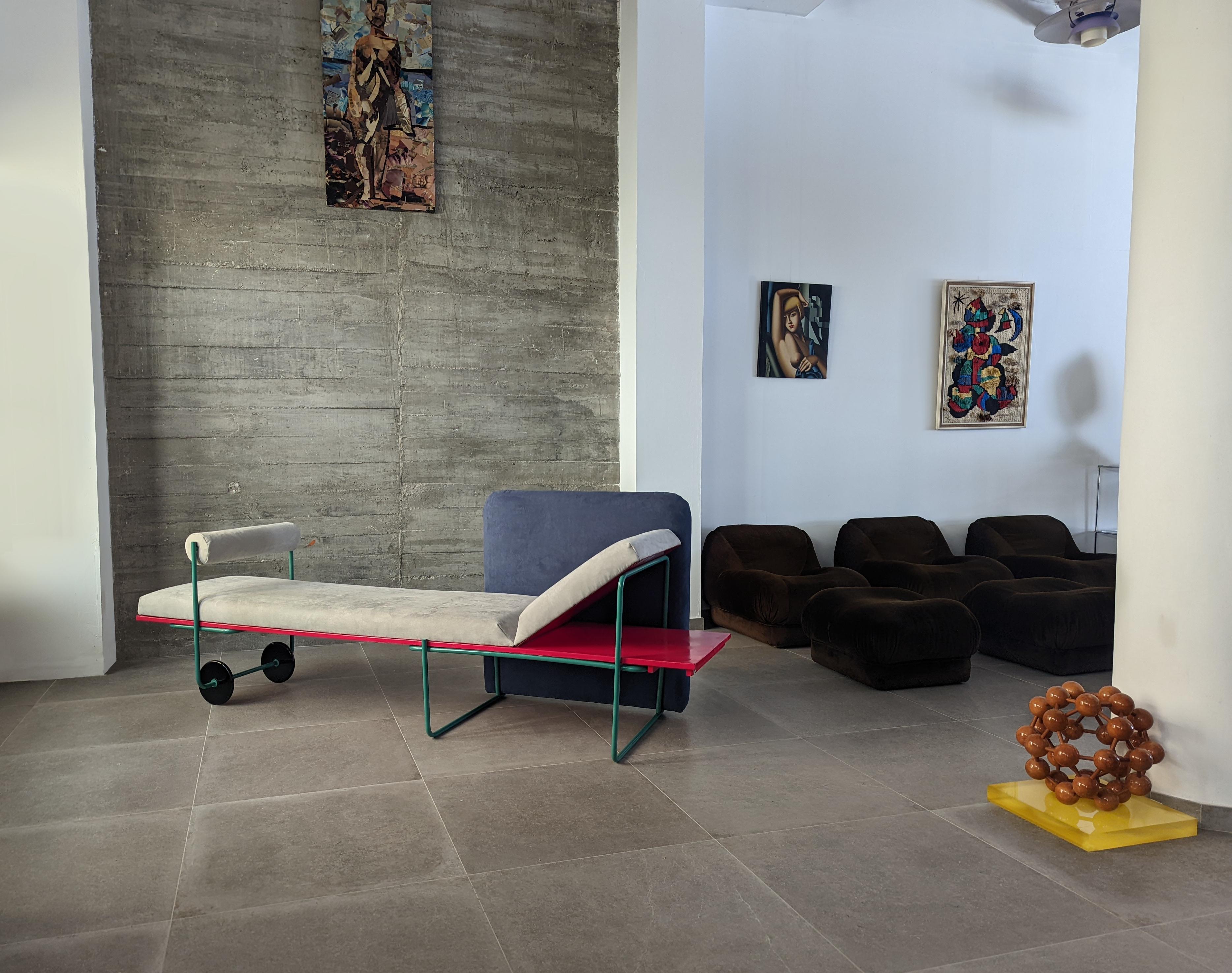 Canapé Memphis Milano Century par Andrea Branzi, 1982 11