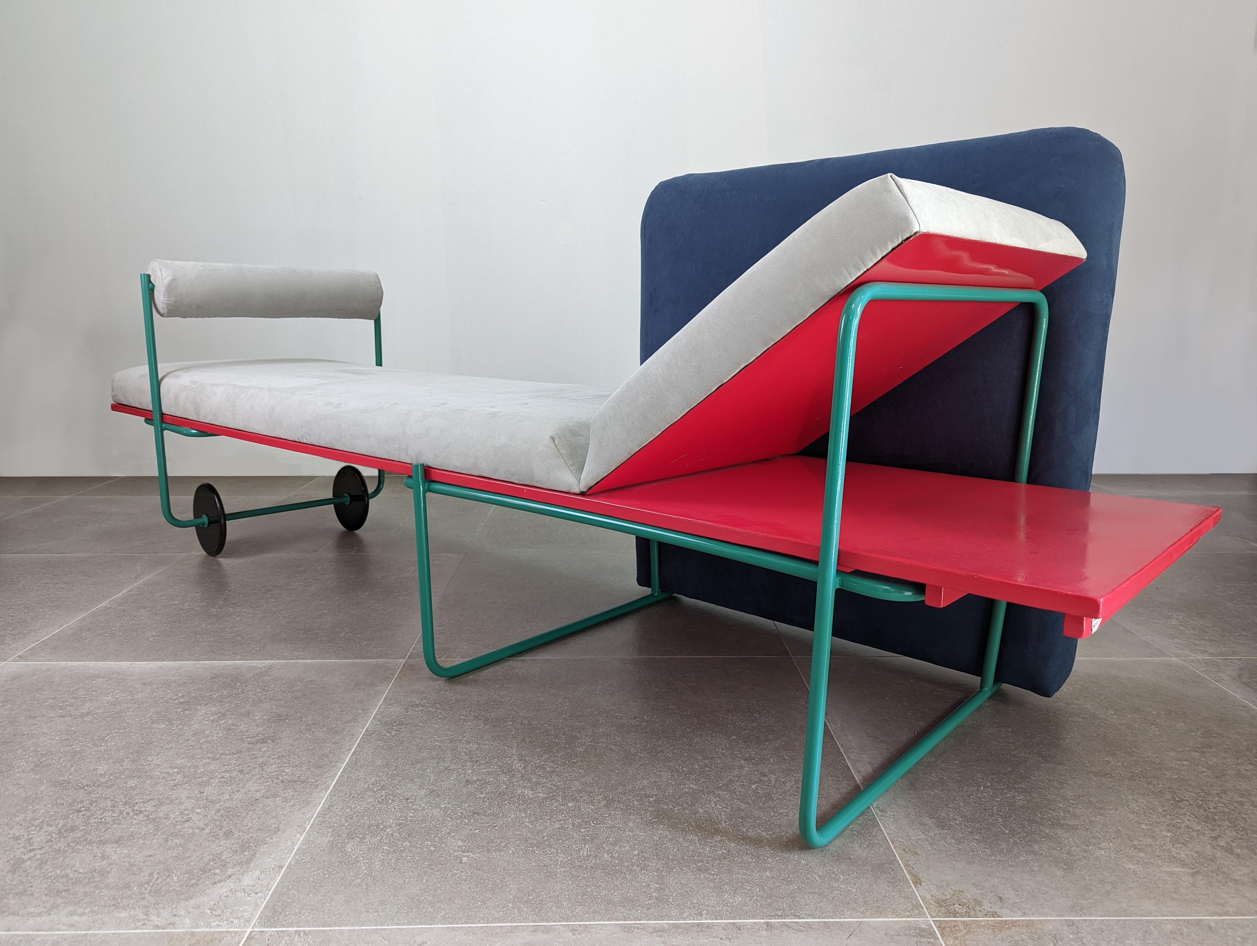 Canapé Memphis Milano Century par Andrea Branzi, 1982 13