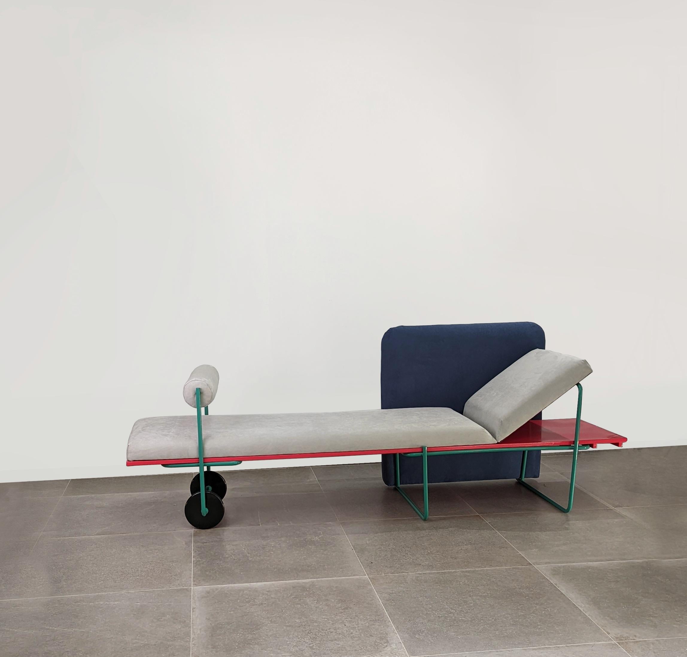 Canapé Memphis Milano Century par Andrea Branzi, 1982 3