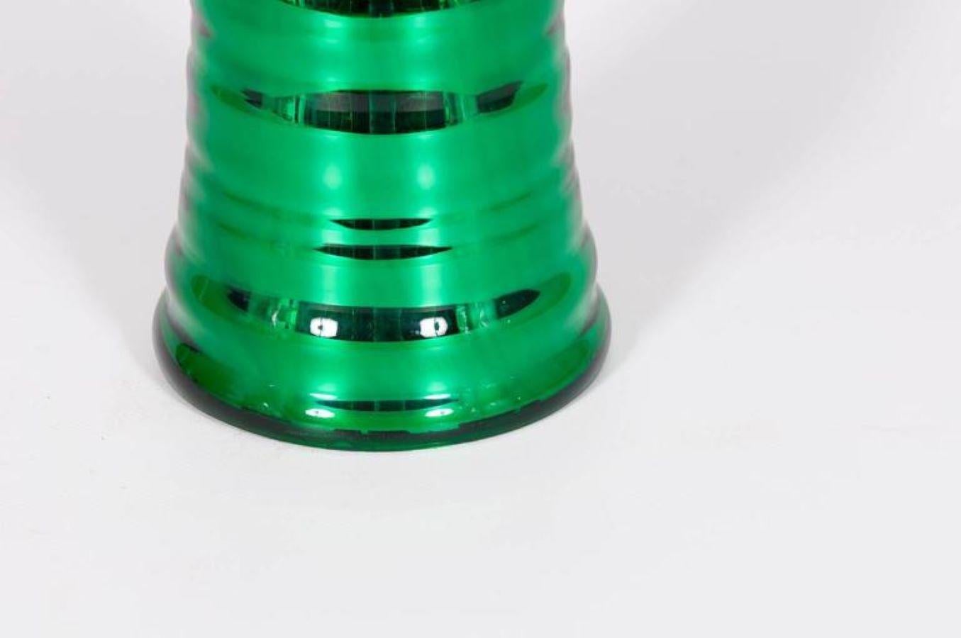 Verspiegelte grüne Tischlampe aus mundgeblasenem Muranoglas in limitierter Auflage, 1990er Jahre (Italienisch) im Angebot