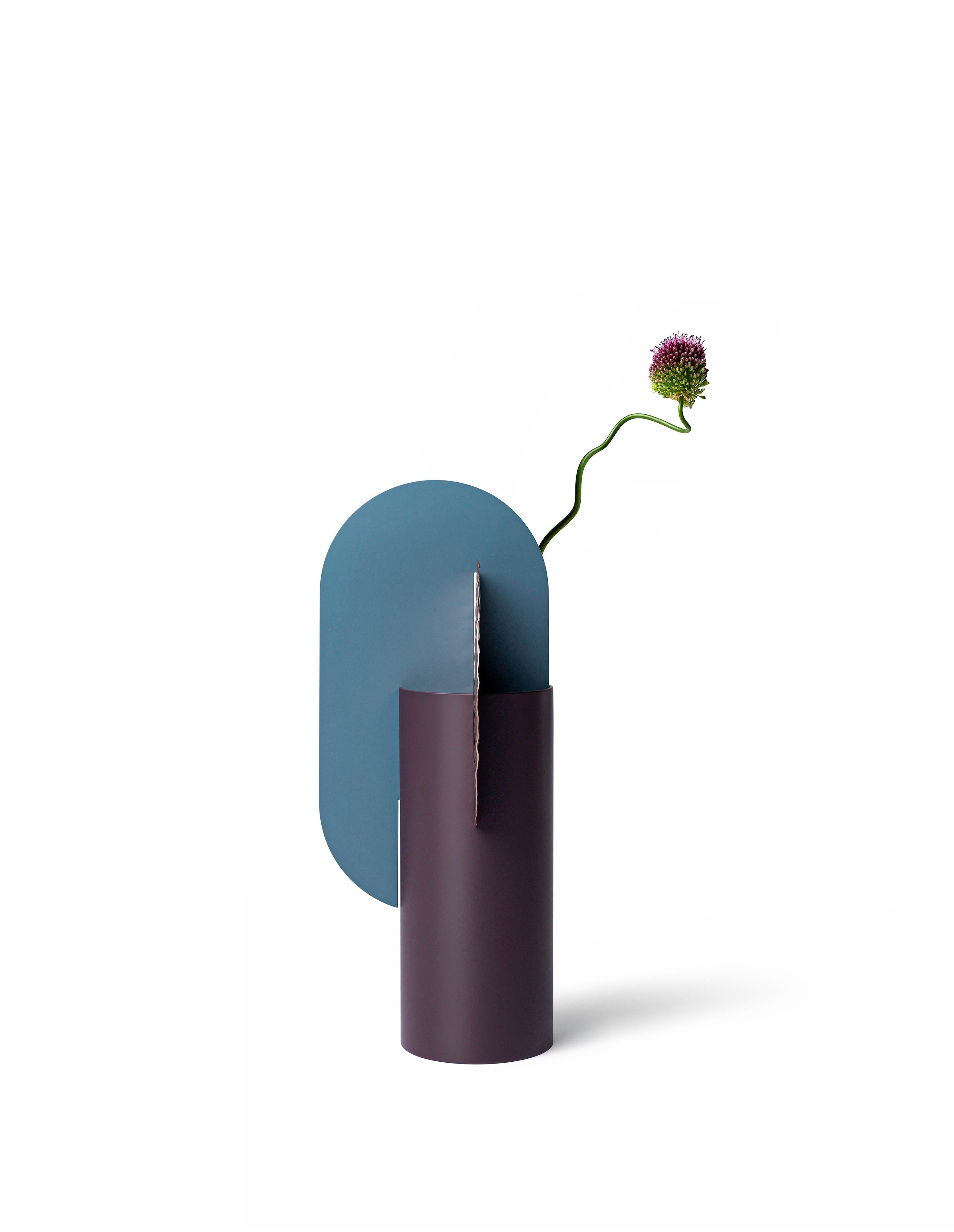 Painted Limited Edition Modern Vase Yermilov CSL6 by NOOM in Hammered Copper and Steel
