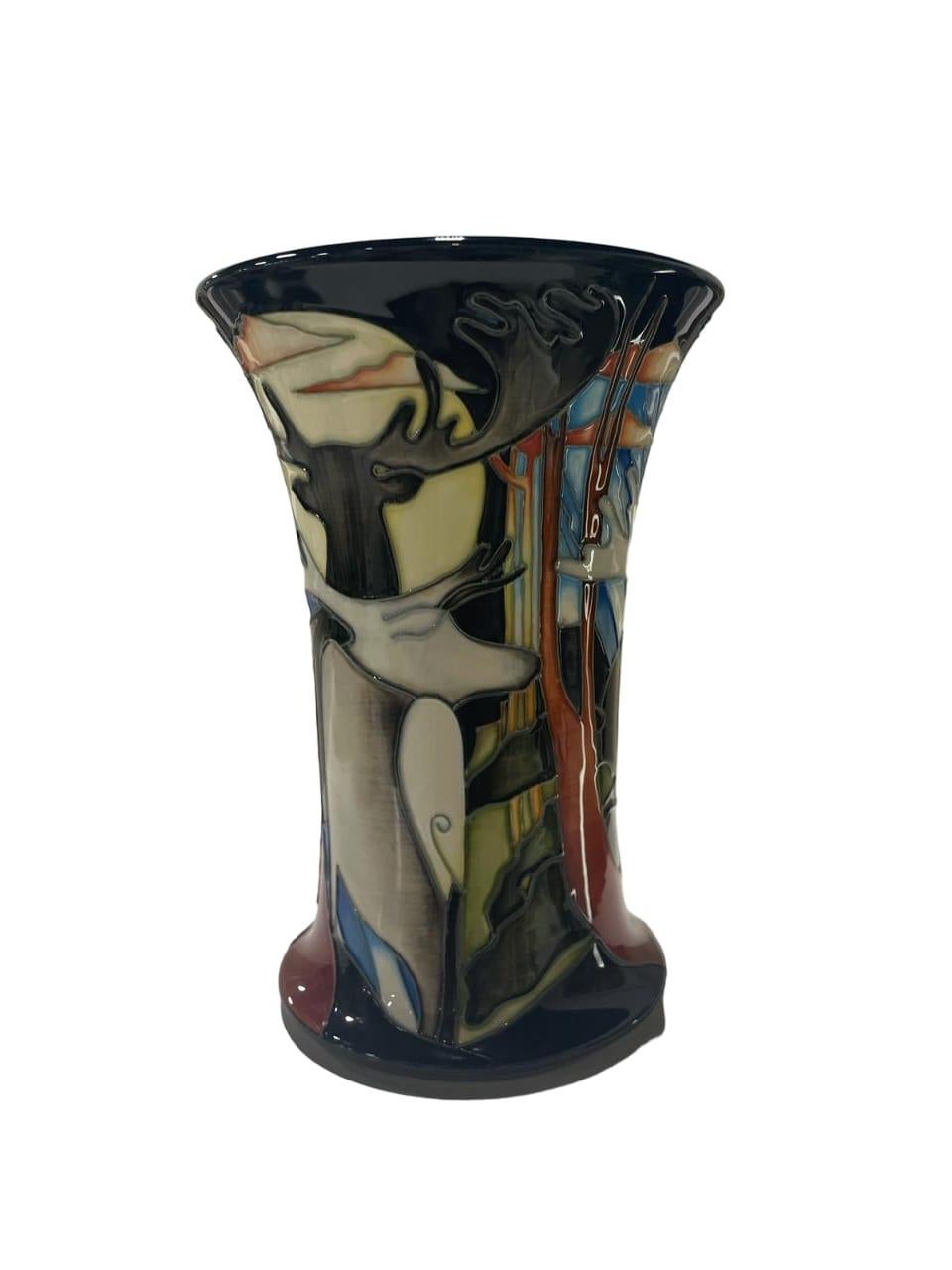 LIMITED EDITION MOORCROFT Wapiti vase by Emma Bossons dated 2012 31/35 For Sale 4