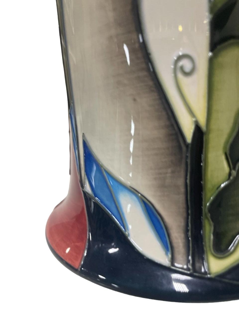 LIMITED EDITION MOORCROFT Wapiti vase by Emma Bossons dated 2012 31/35 For Sale 1