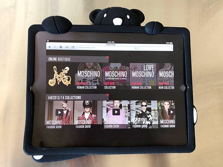 Limited Edition Moschino Sold Out IPad 2, 3 , 4 Case Panda Bear Rare Novelty  In New Condition For Sale In San Diego, CA