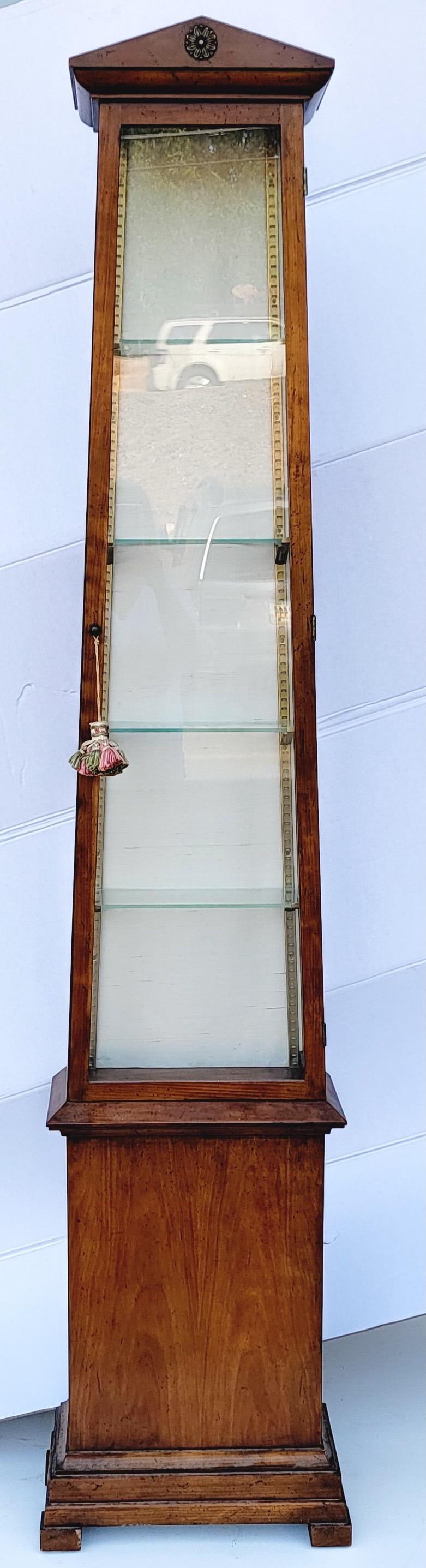 Glass Limited Edition Neoclassical Style Carved Fruitwood Vitrine by Beacon Hill For Sale