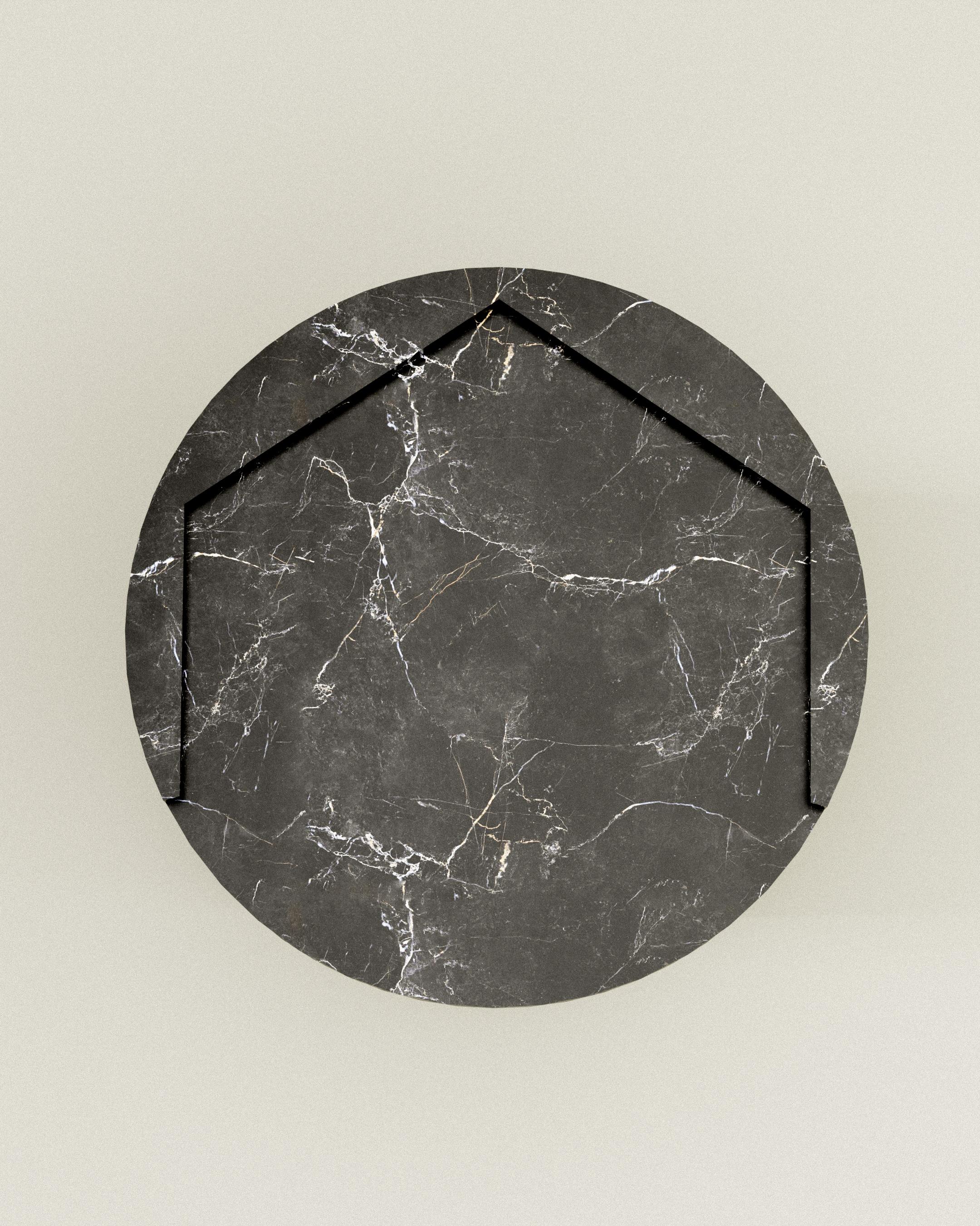 Tedesco Sgabello NullZwei in edizione limitata in marmo nero di Justus Knut Schomann in vendita