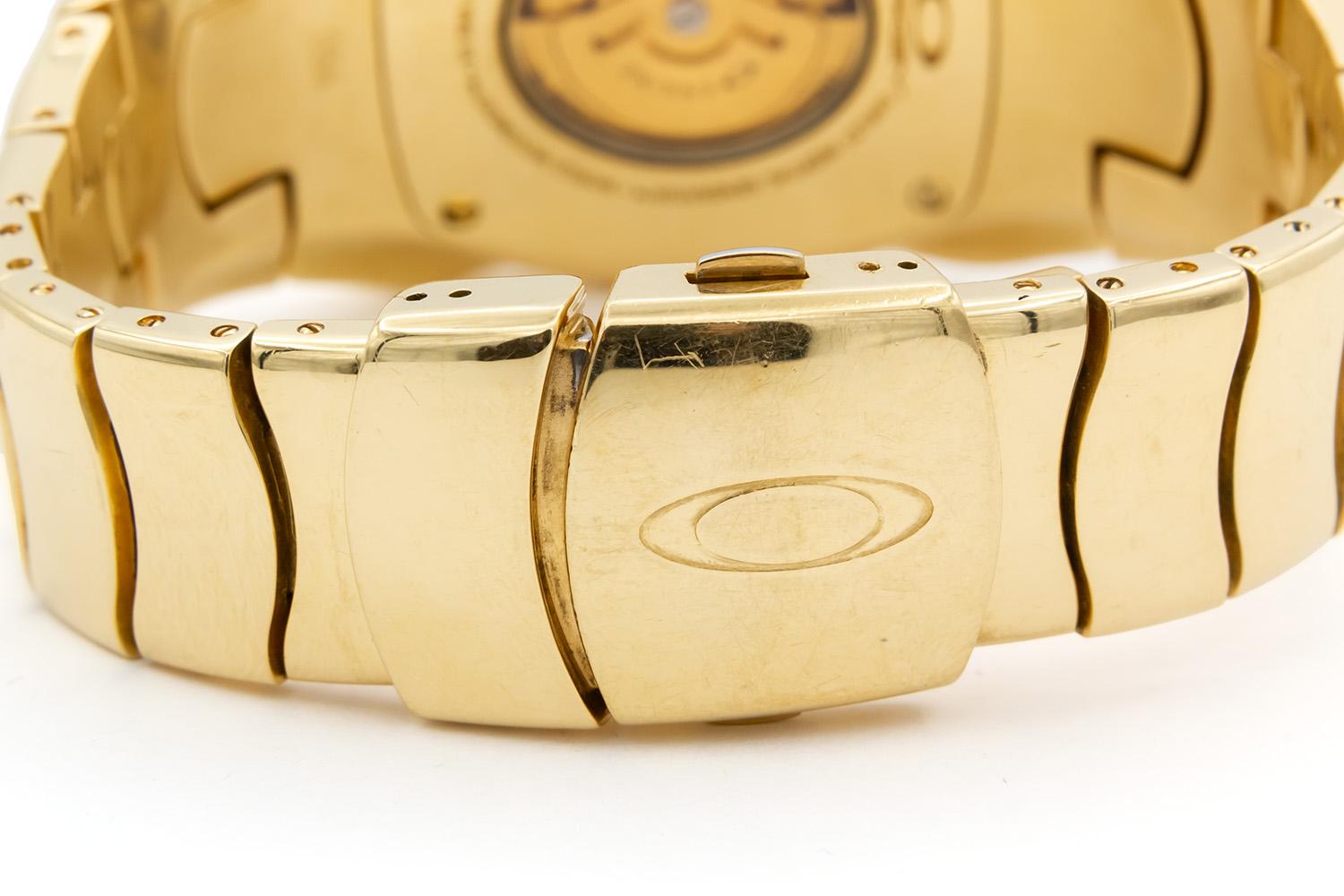 Limited Edition Oakley Timebomb Solid 18k Yellow Gold Extremely Rare For Sale 3