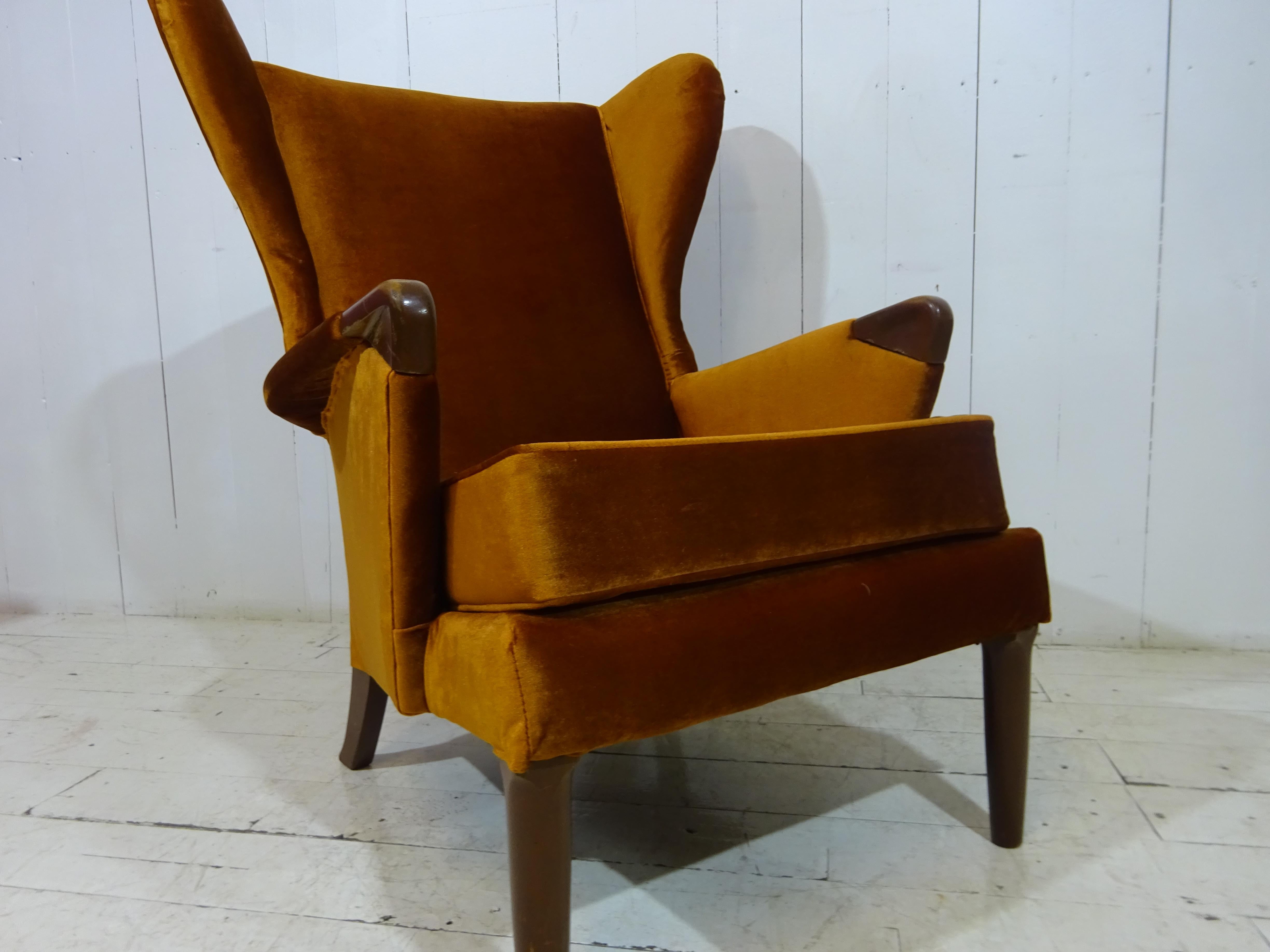 Limited Edition Parker Knoll Wingback Armchair In Good Condition In Tarleton, GB
