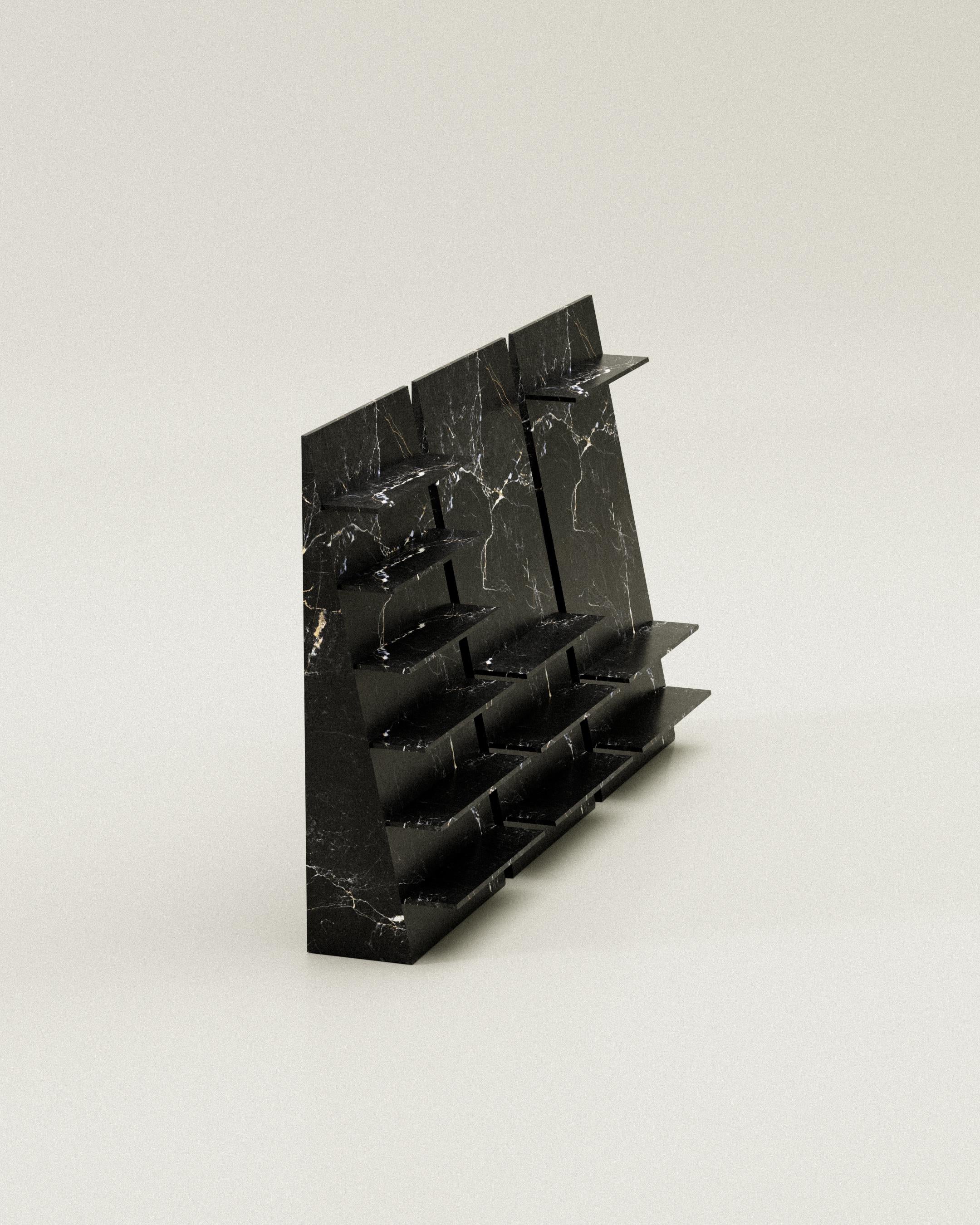 Edición limitada de la estantería Primitivling de mármol negro de Justus Knut Schomann en venta 1