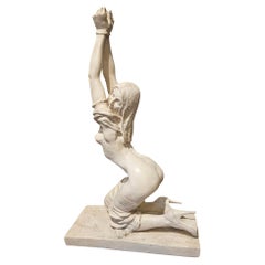 Escultura de resina de edición limitada de una chica Bondage