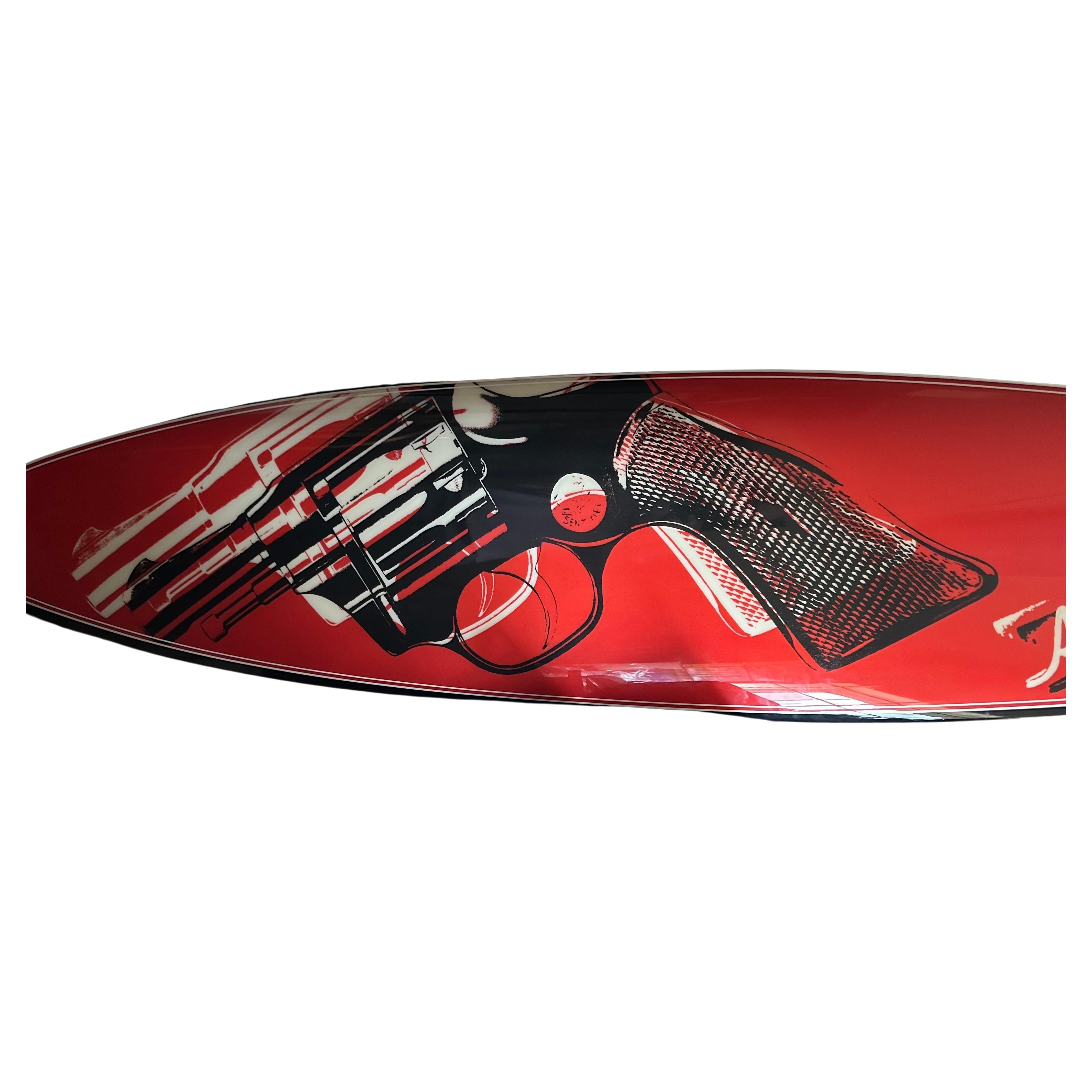 Américain Planche de surf / sculpture Revolver d'Andy Warhol et Tim Bessell en vente