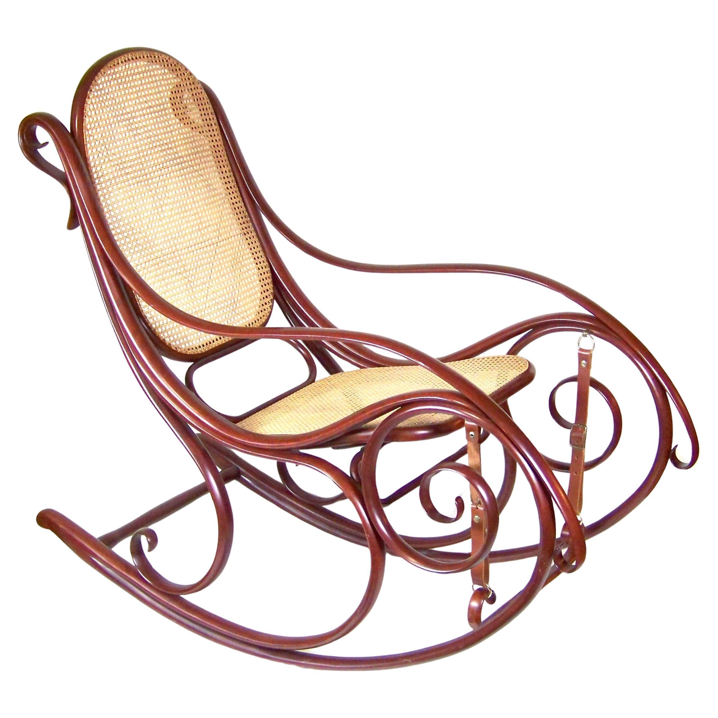 How do I identify a Thonet rocking chair?