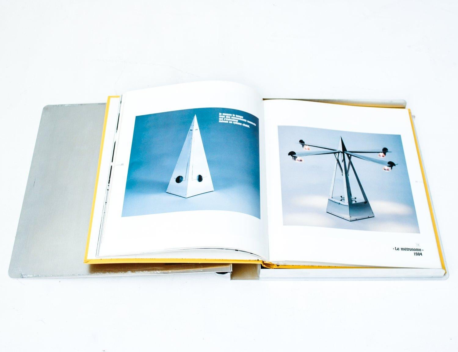 Limited Edition Sculptural Book Top Niveau By Yonel Lebovici , France / C.1990 For Sale 1