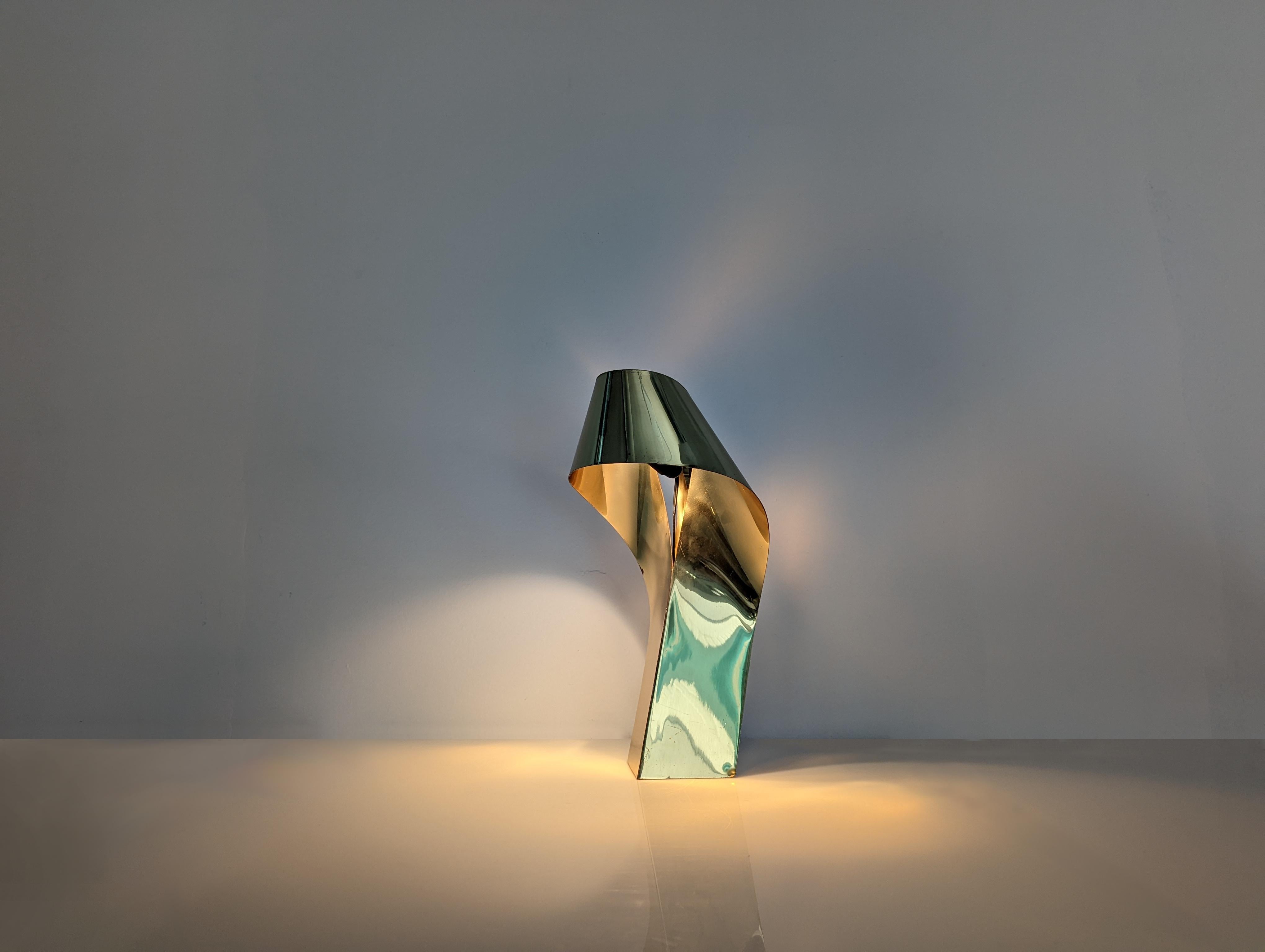 Lampe sculpturale en laiton, édition limitée, Serge Mansau, 1970 en vente 3